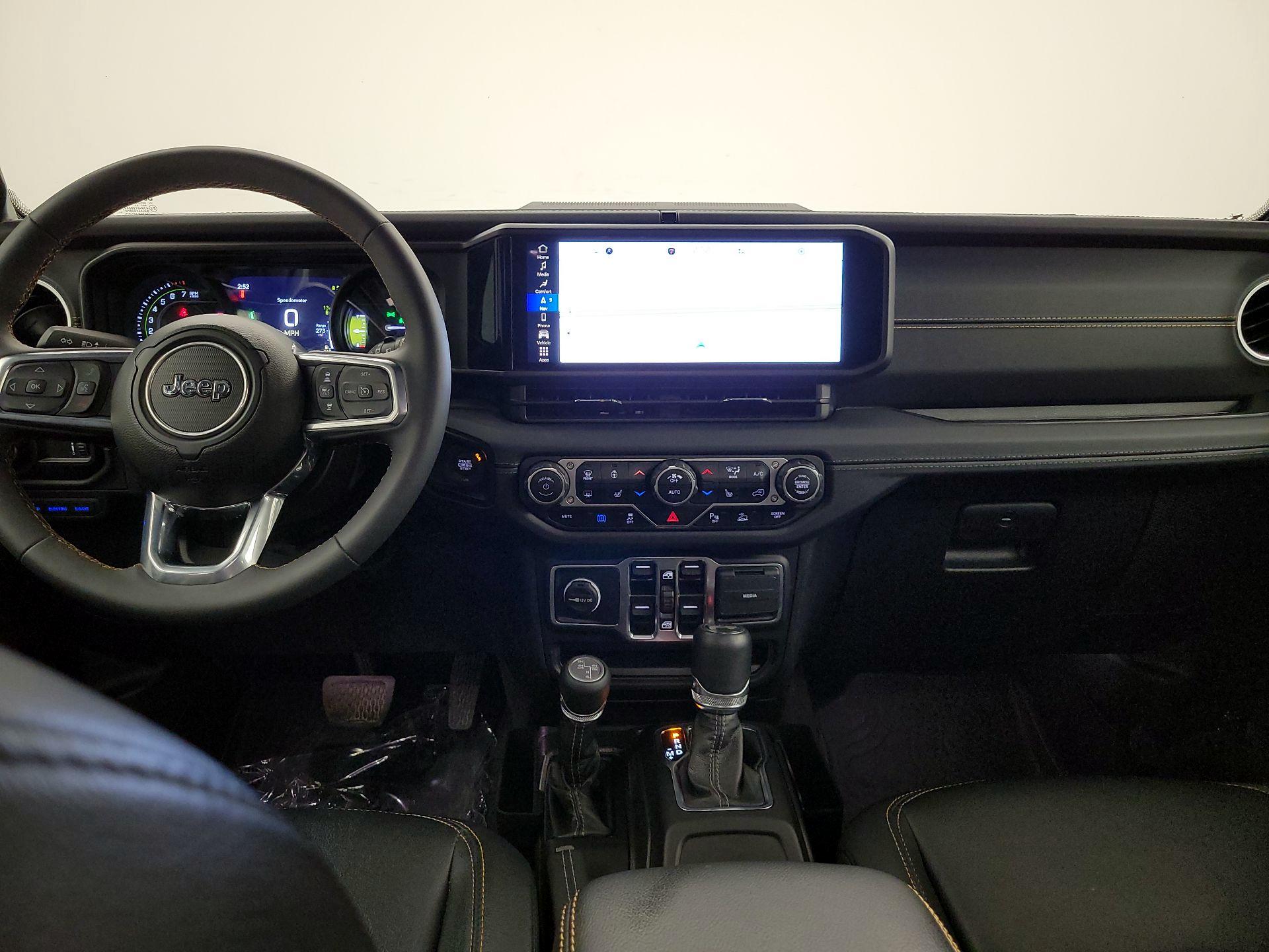 Thumbnail: 2024 Jeep Wrangler - 9