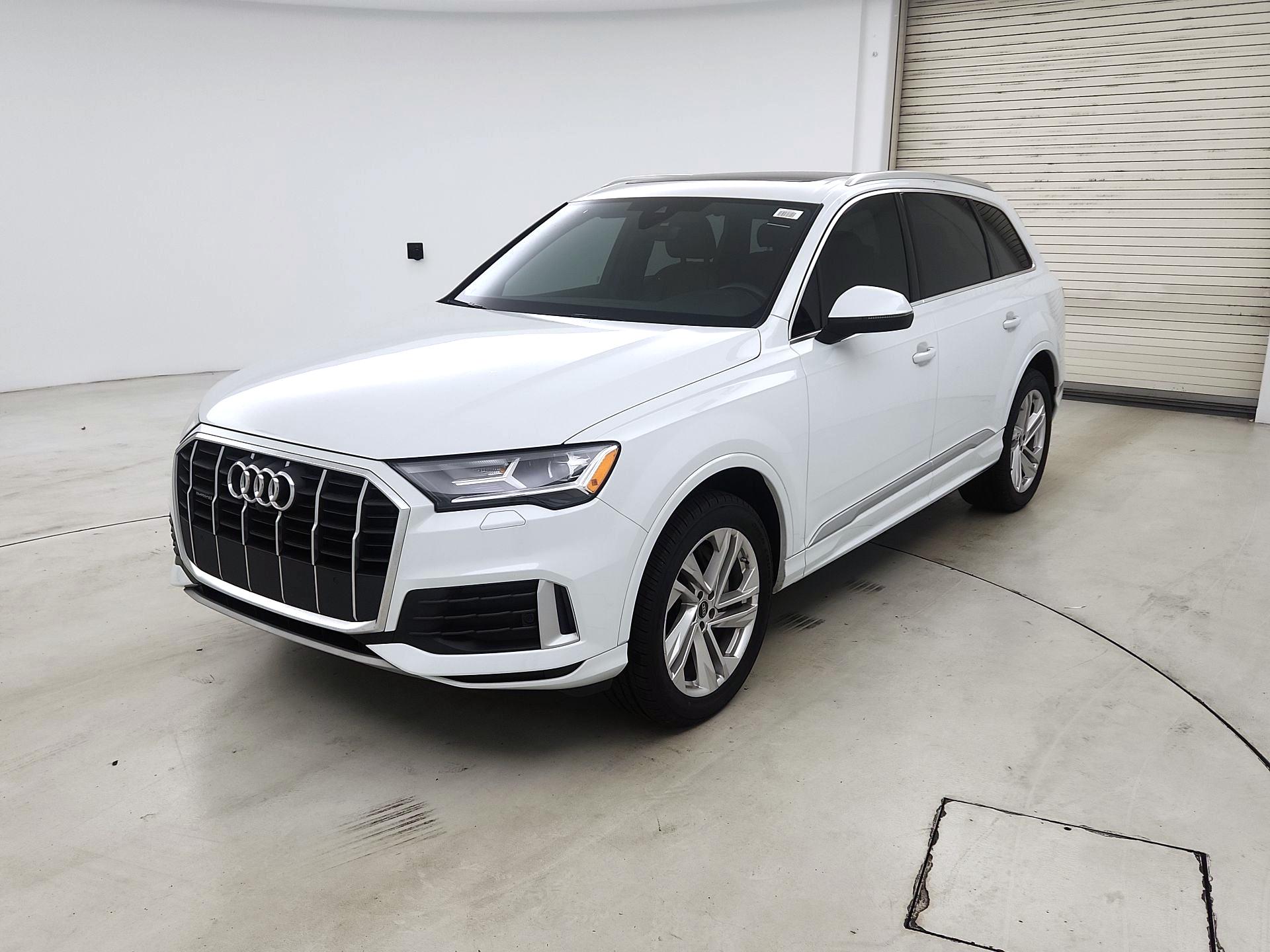 Thumbnail: 2023 Audi Q7 - 3