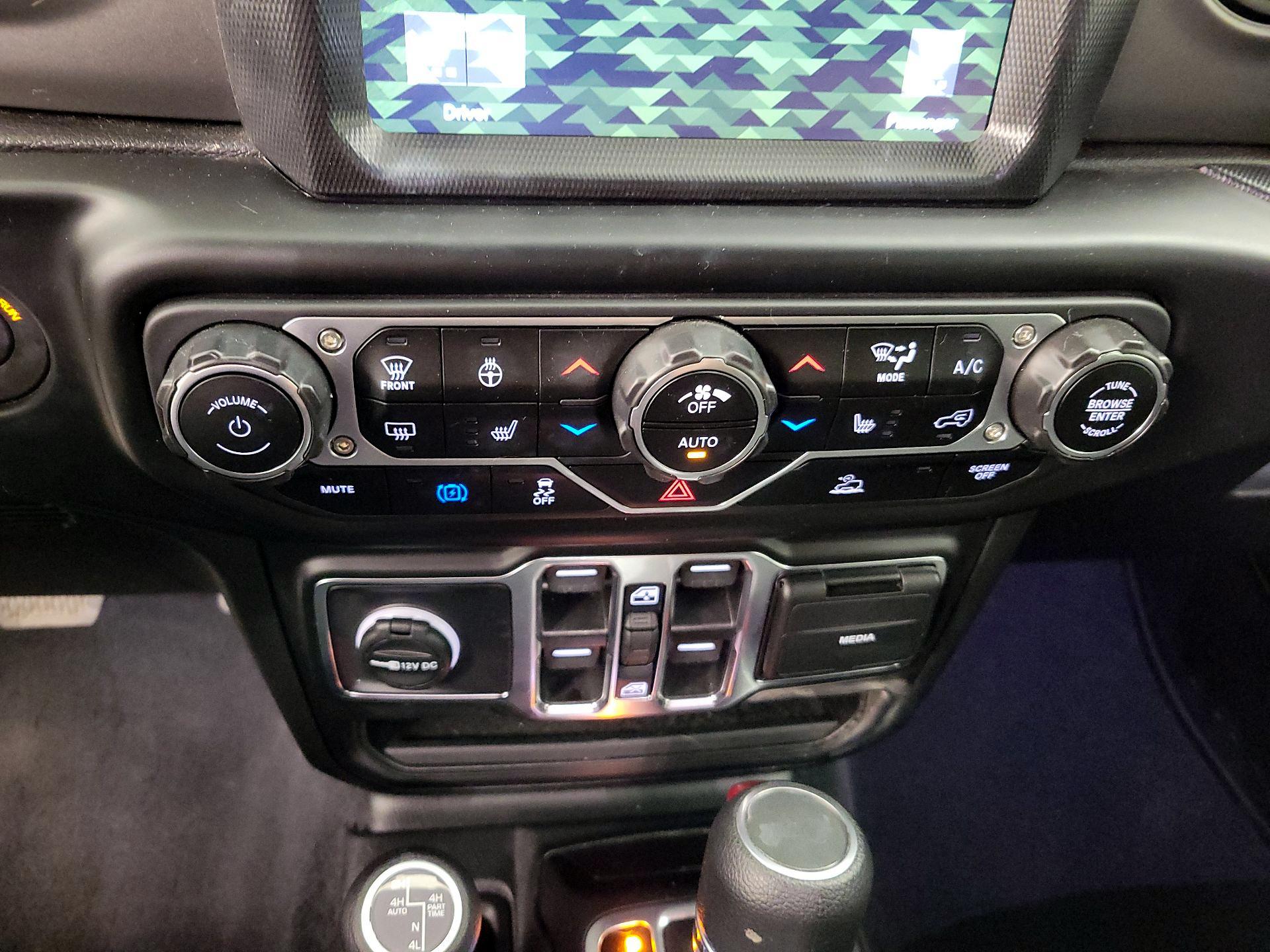 Thumbnail: 2023 Jeep Wrangler - 16