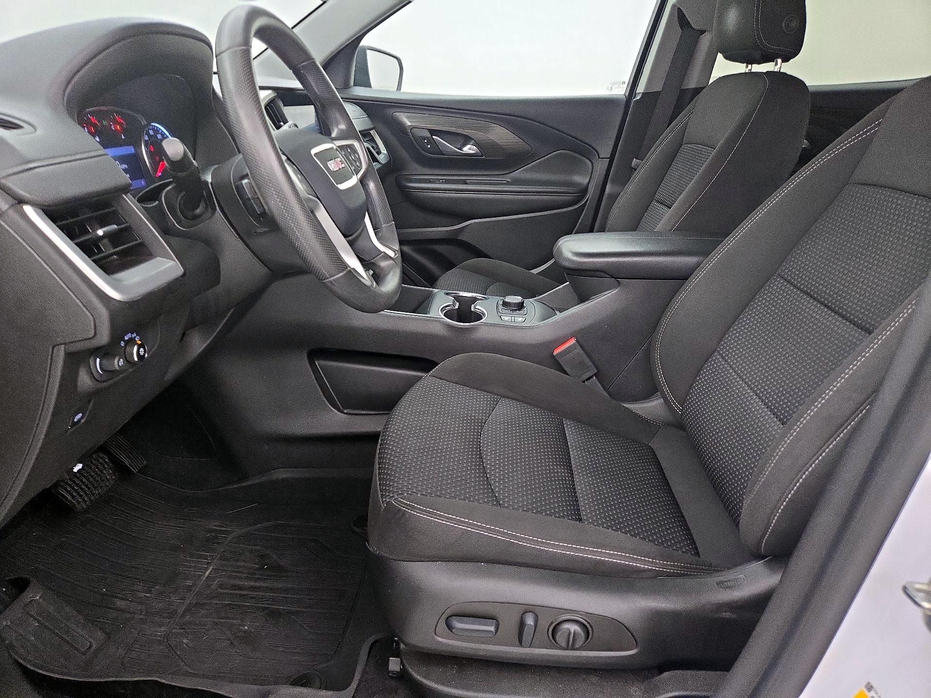 Thumbnail: 2022 GMC Terrain - 11