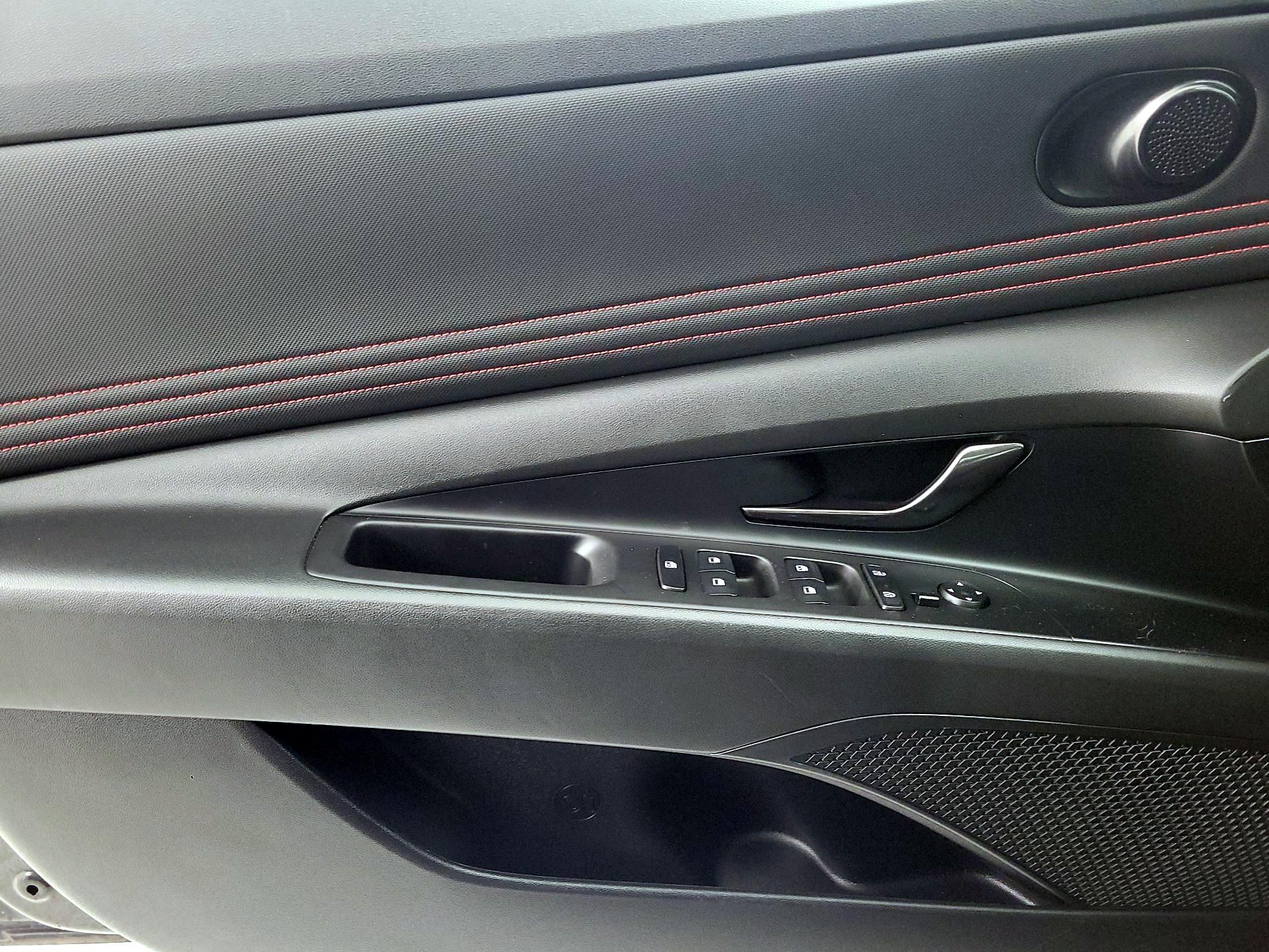 Thumbnail: 2023 Hyundai Elantra - 12