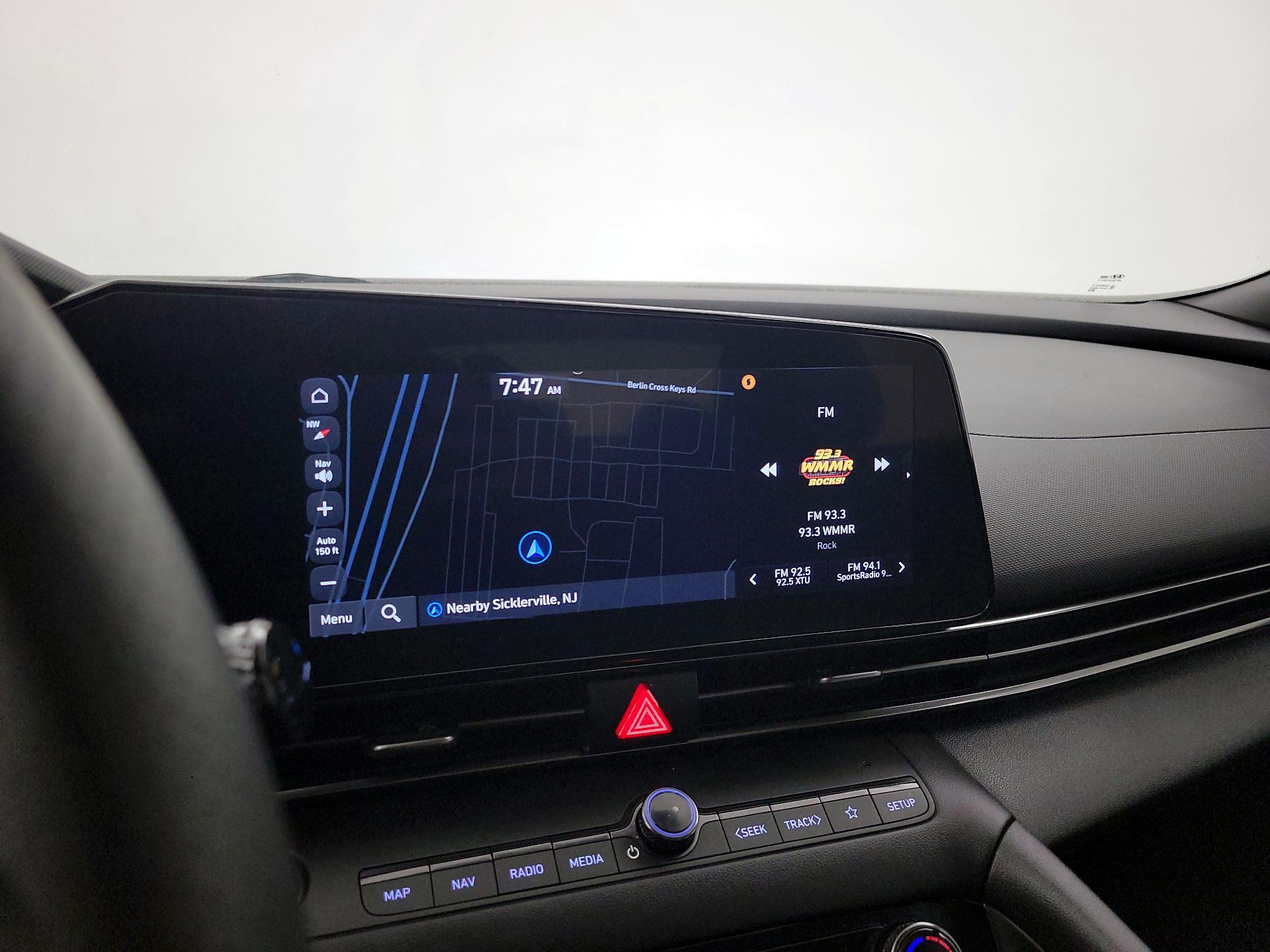 Thumbnail: 2023 Hyundai Elantra - 14