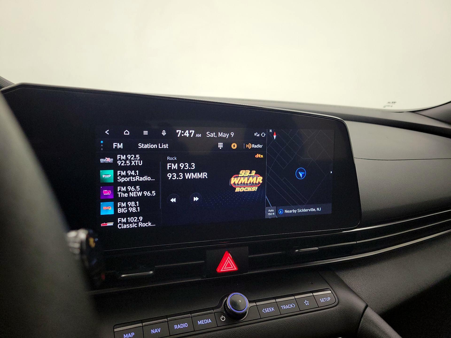 Thumbnail: 2023 Hyundai Elantra - 16