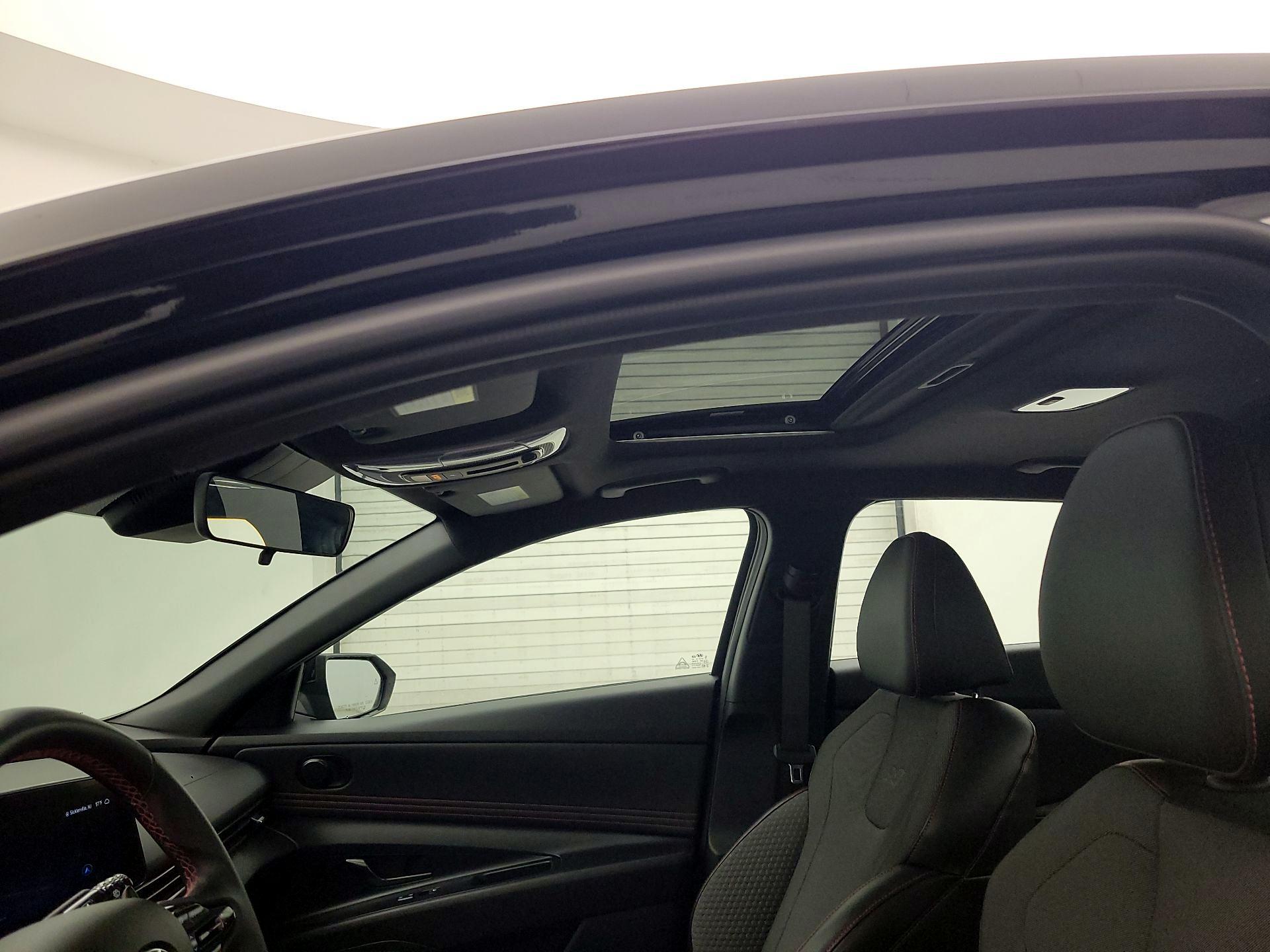 Thumbnail: 2023 Hyundai Elantra - 20