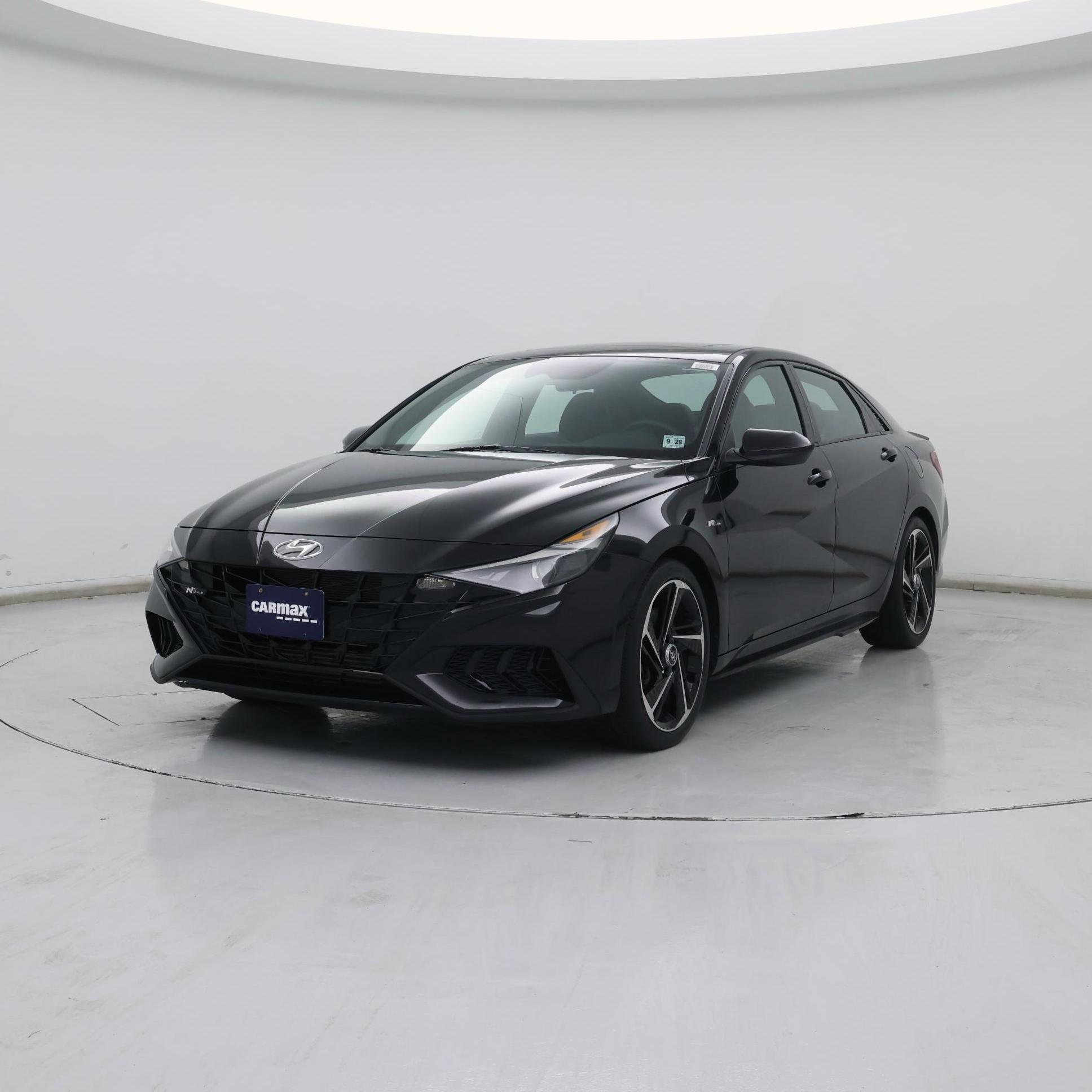 Thumbnail: 2023 Hyundai Elantra - 4