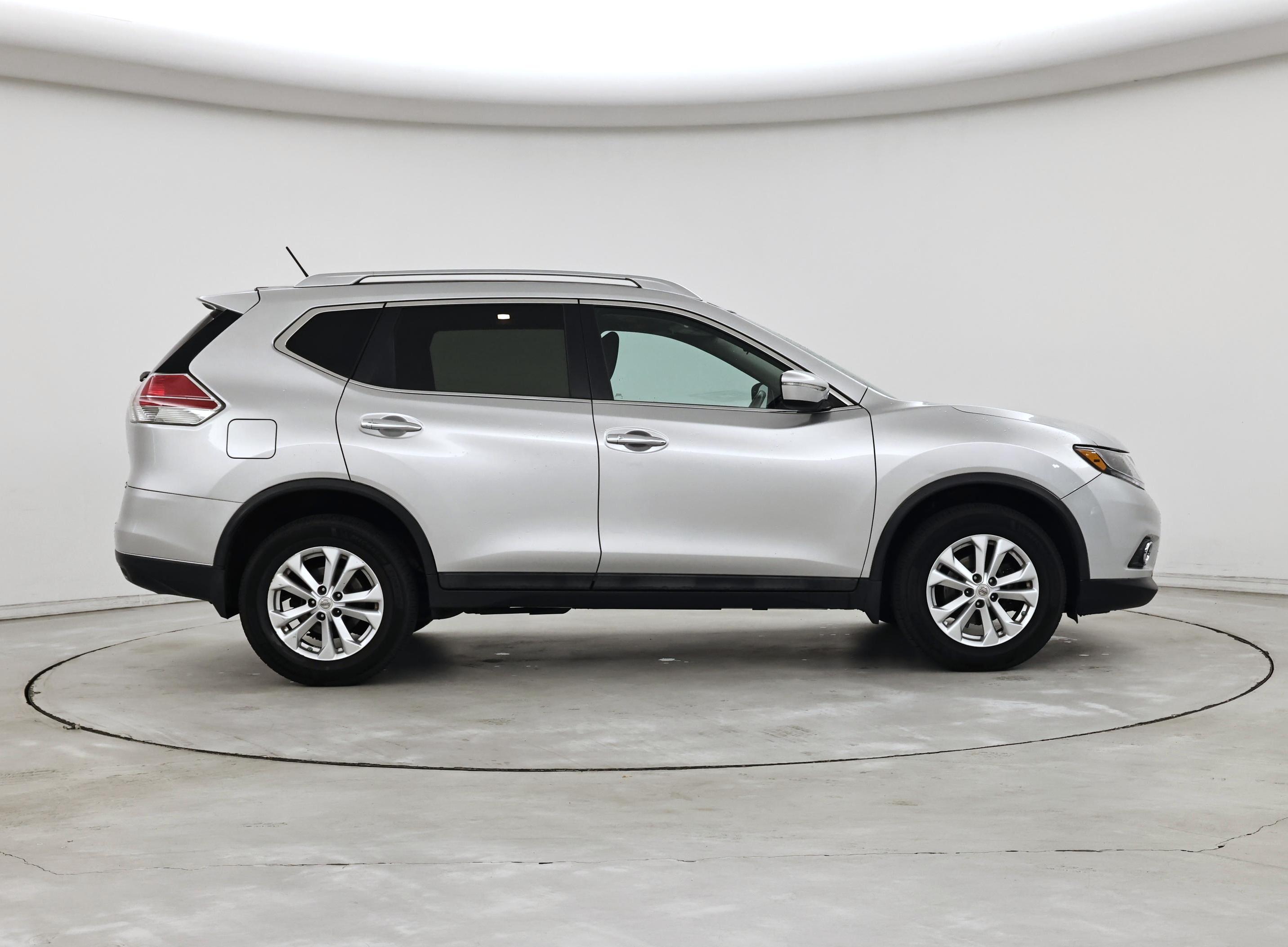 Thumbnail: 2015 Nissan Rogue - 7