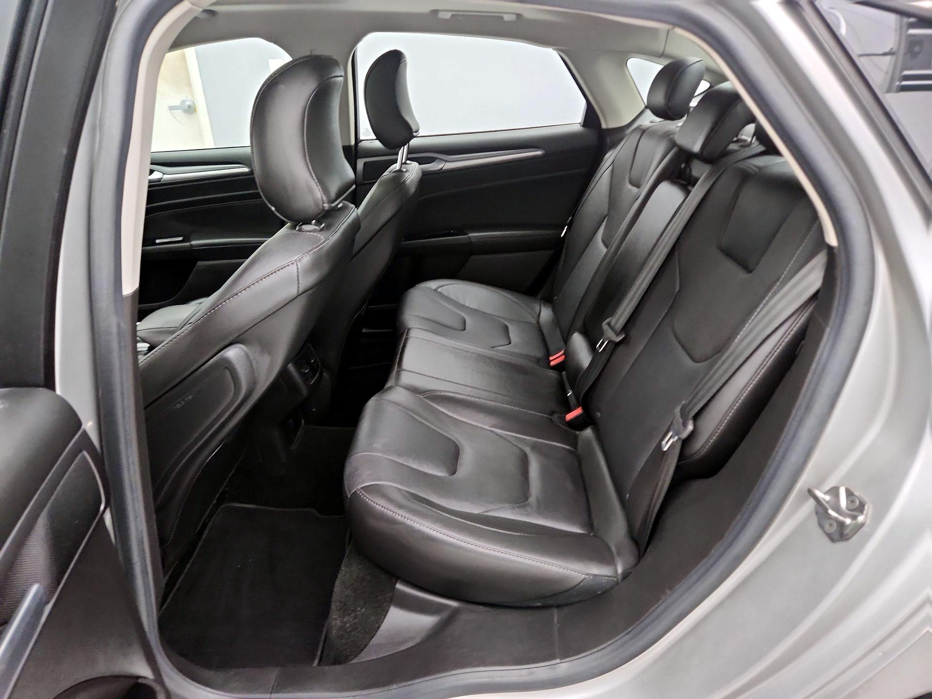 Thumbnail: 2016 Ford Fusion - 20