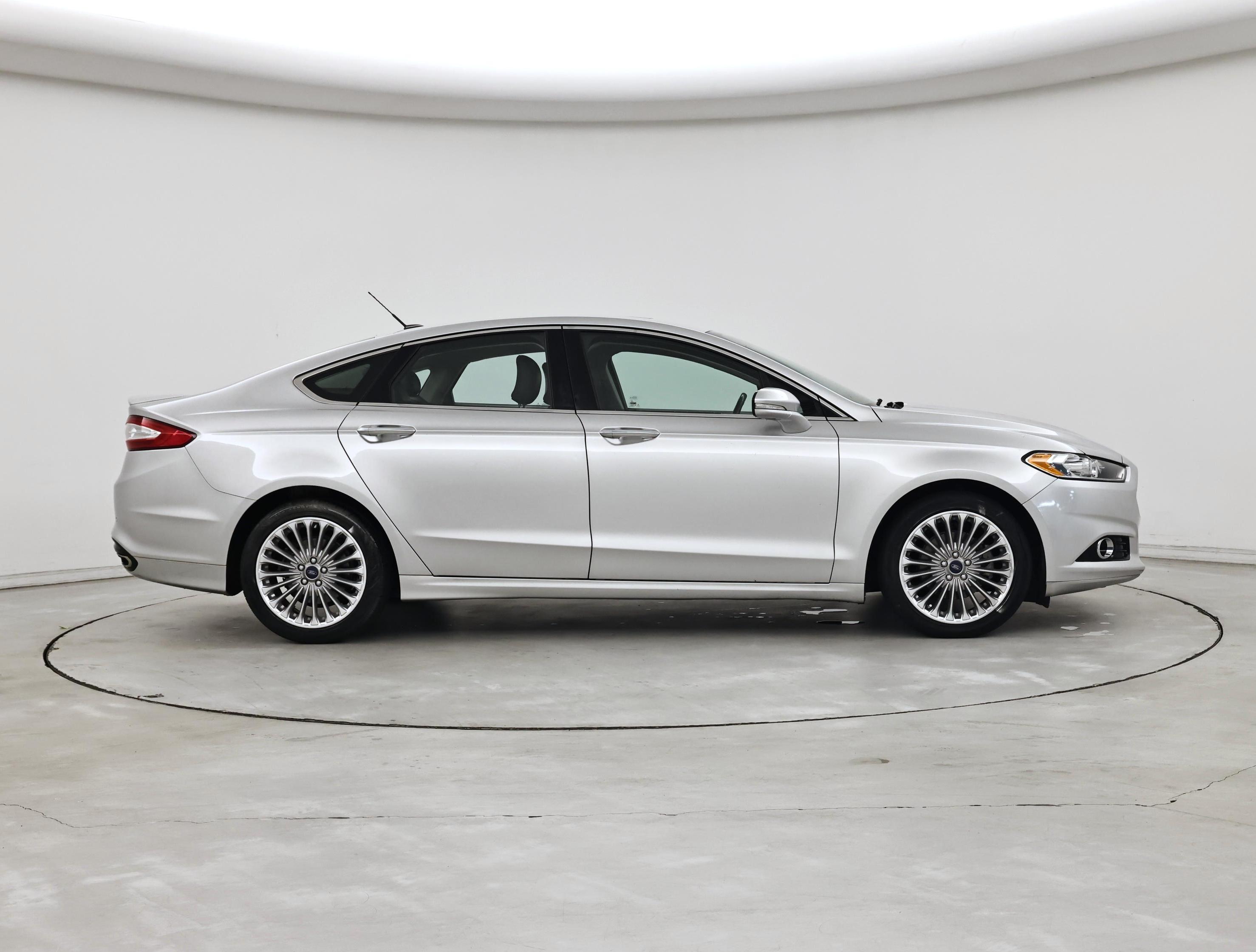 Thumbnail: 2016 Ford Fusion - 7