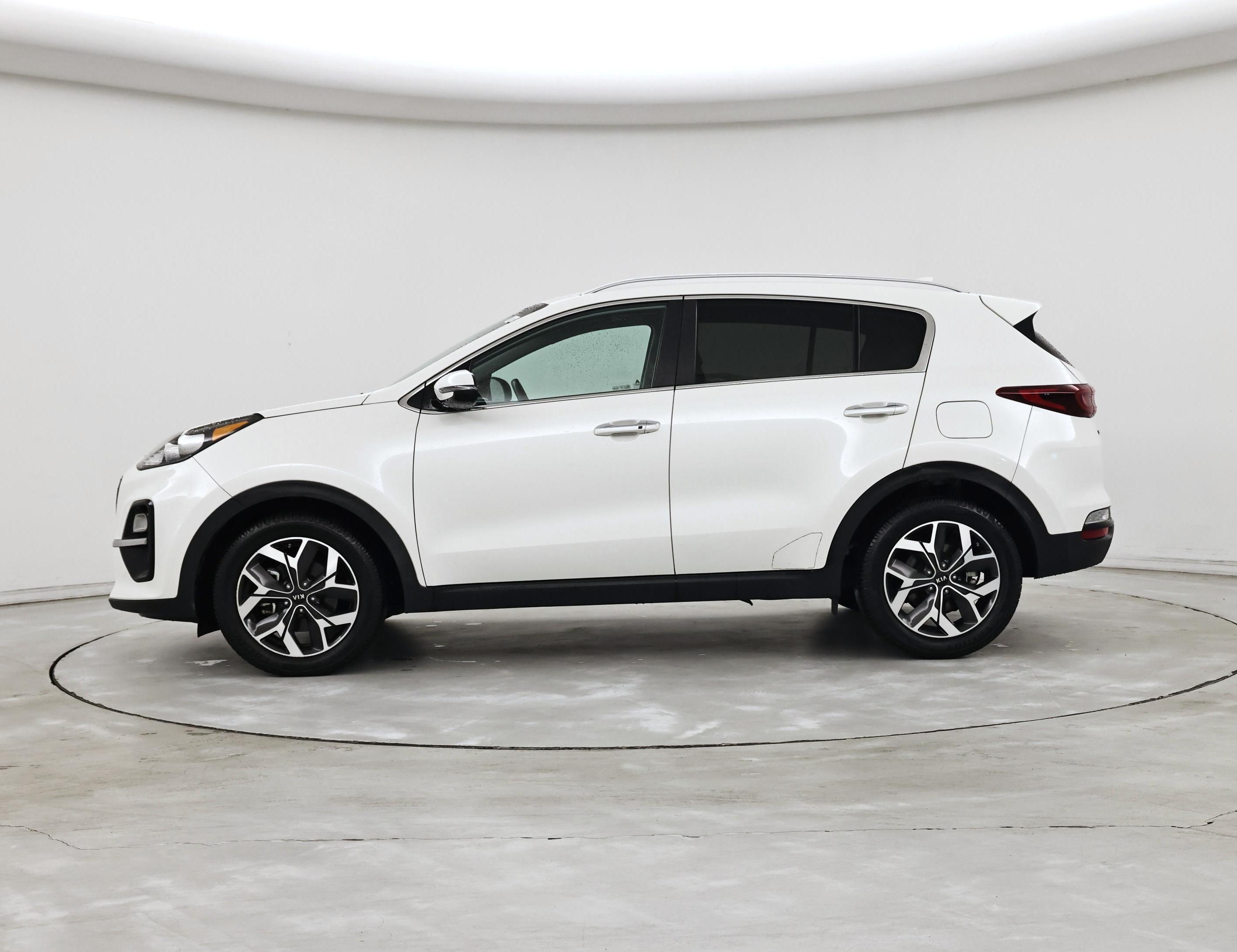 Thumbnail: 2020 Kia Sportage - 3