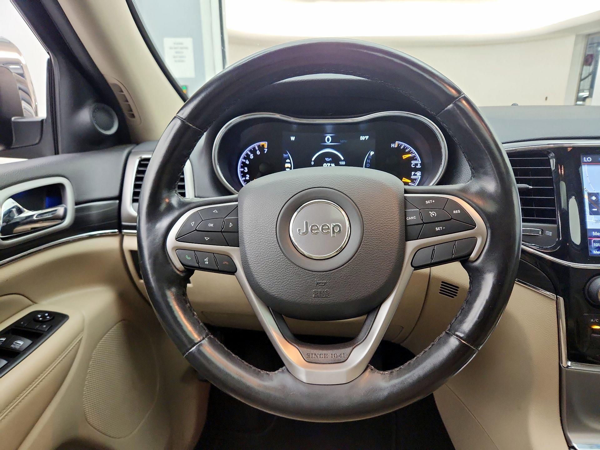 Thumbnail: 2020 Jeep Grand Cherokee - 10