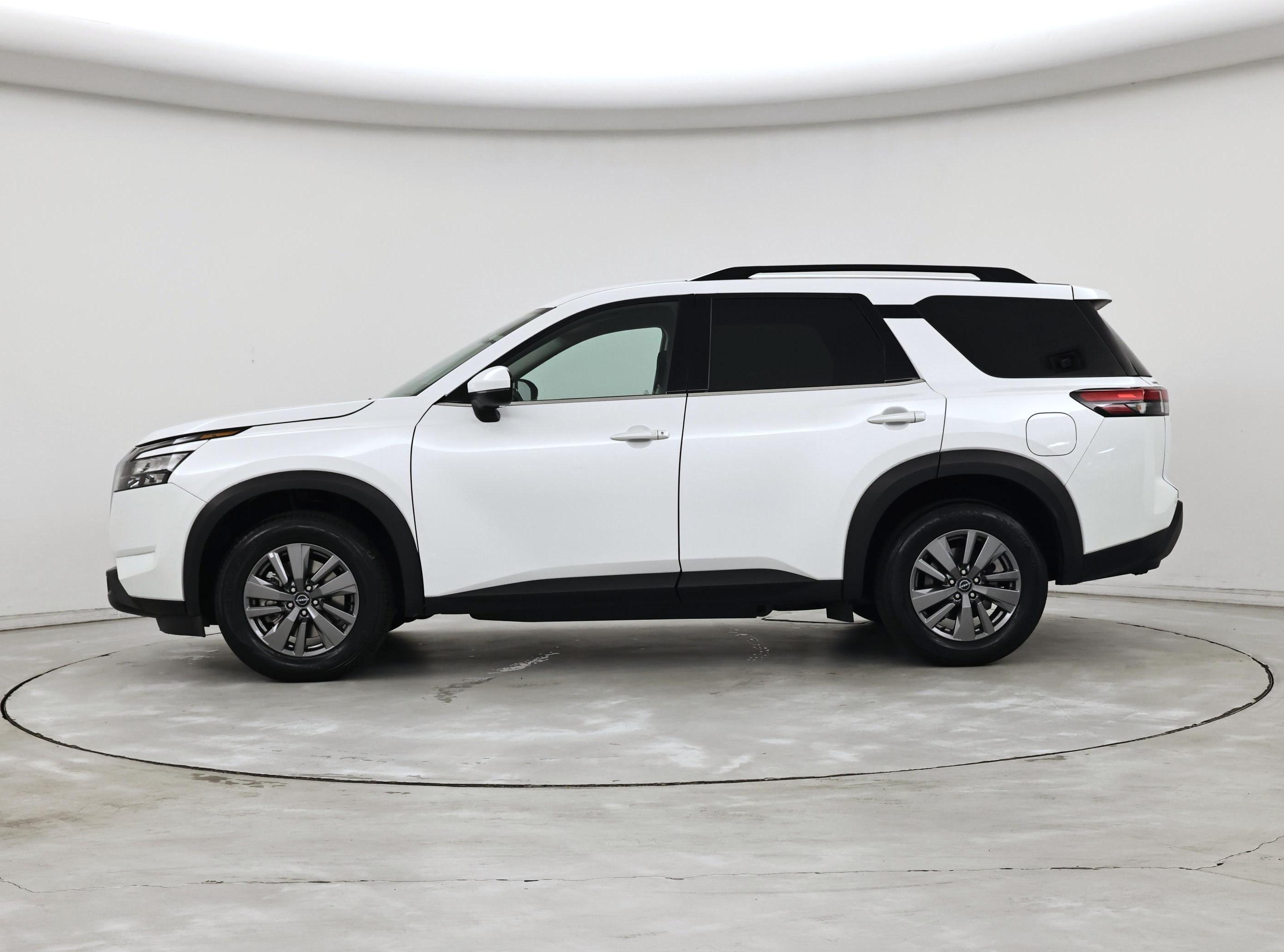 Thumbnail: 2025 Nissan Pathfinder - 3
