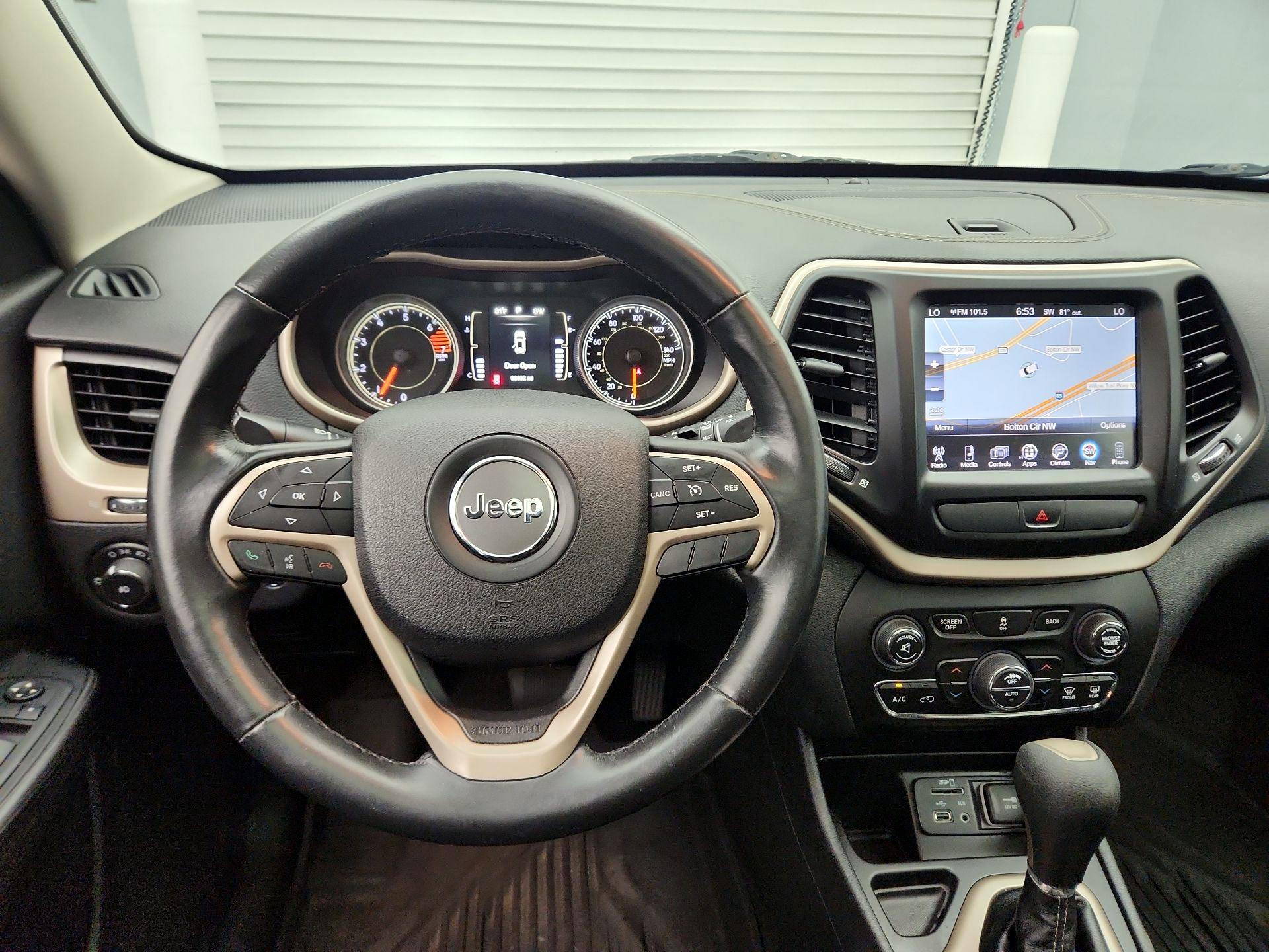 Thumbnail: 2016 Jeep Cherokee - 10