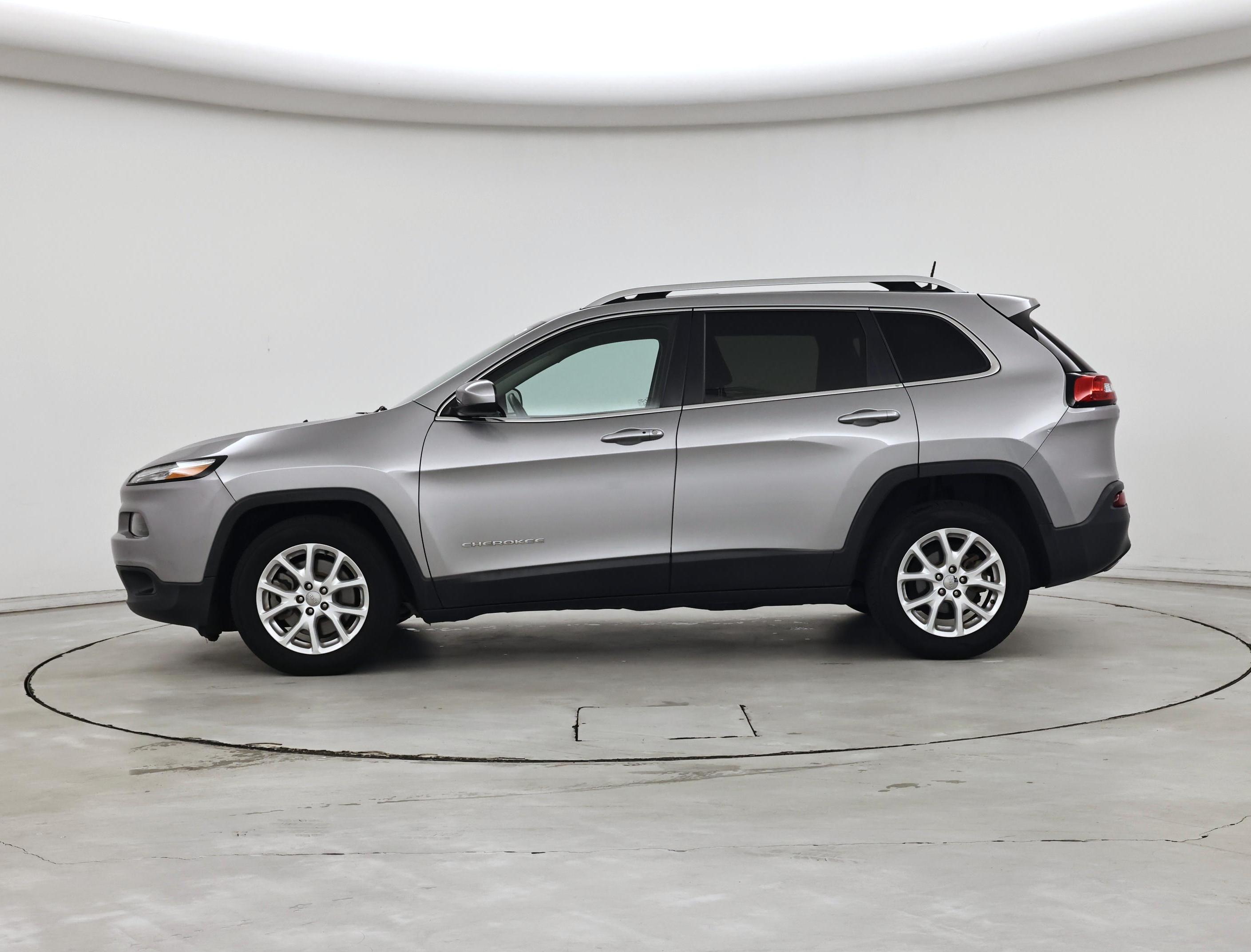 Thumbnail: 2016 Jeep Cherokee - 3
