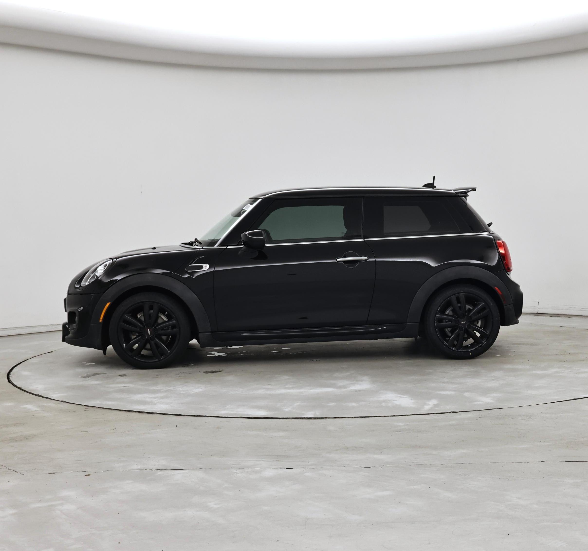 Thumbnail: 2021 MINI Cooper Hardtop - 3