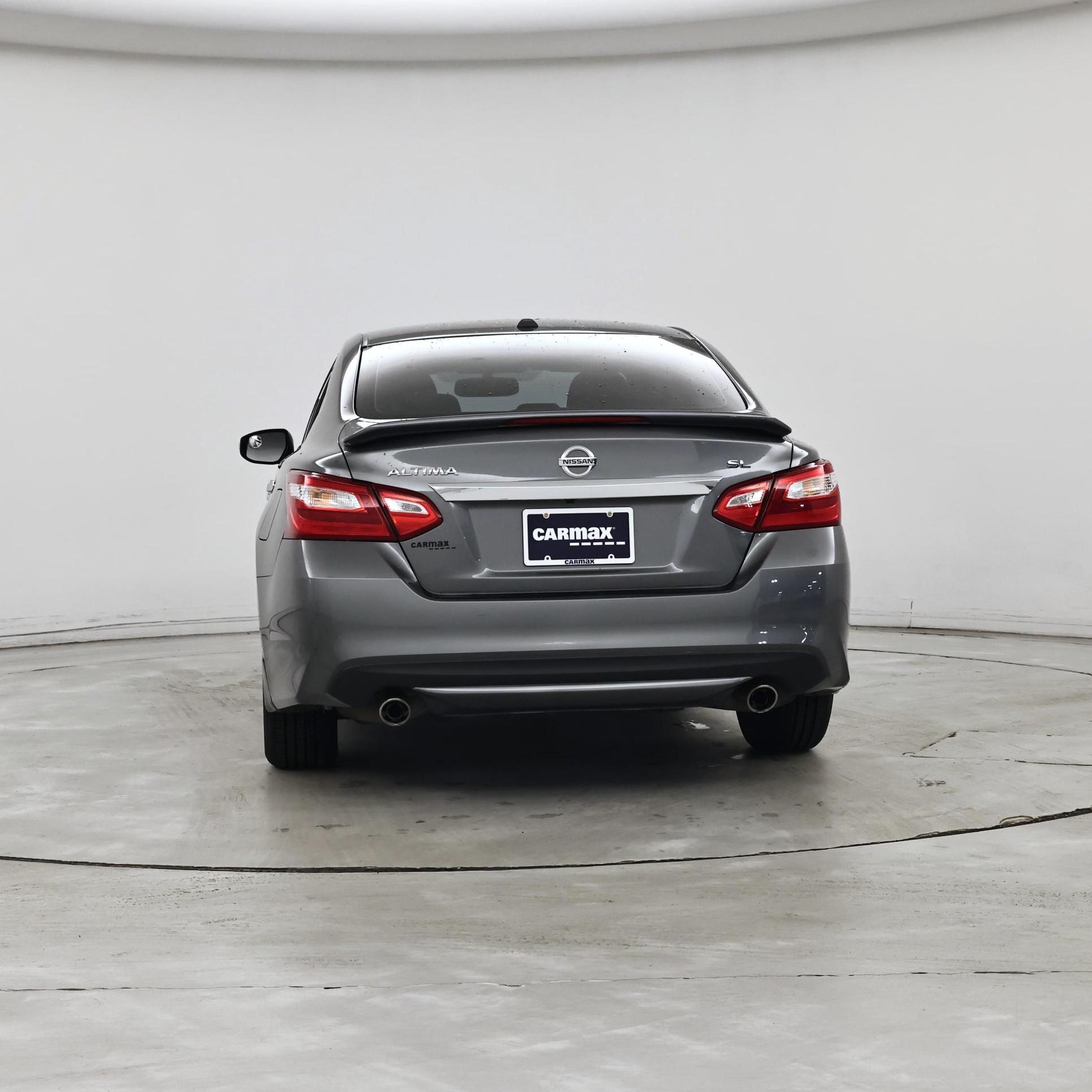 Thumbnail: 2017 Nissan Altima - 6