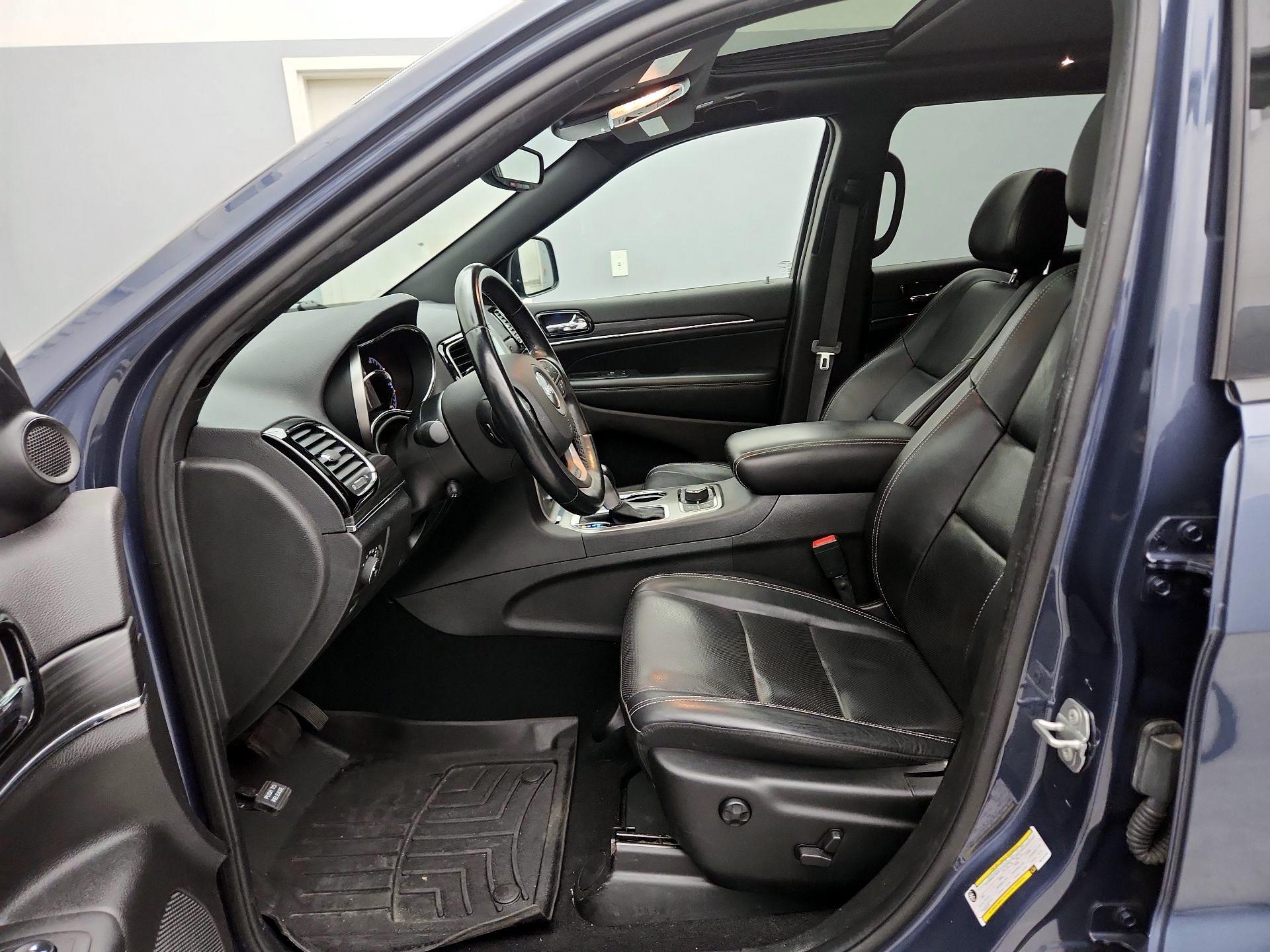 Thumbnail: 2021 Jeep Grand Cherokee - 11