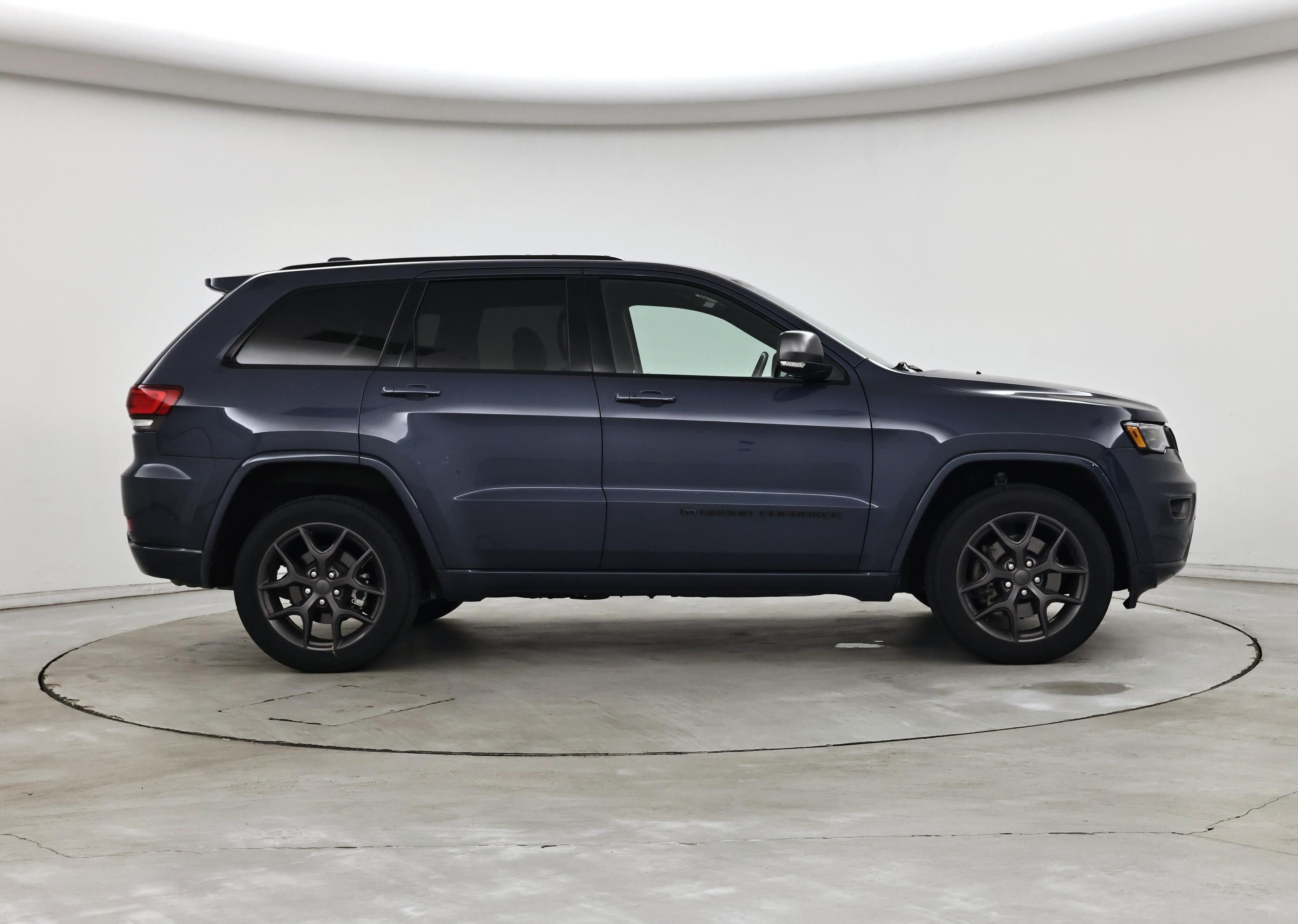 Thumbnail: 2021 Jeep Grand Cherokee - 7