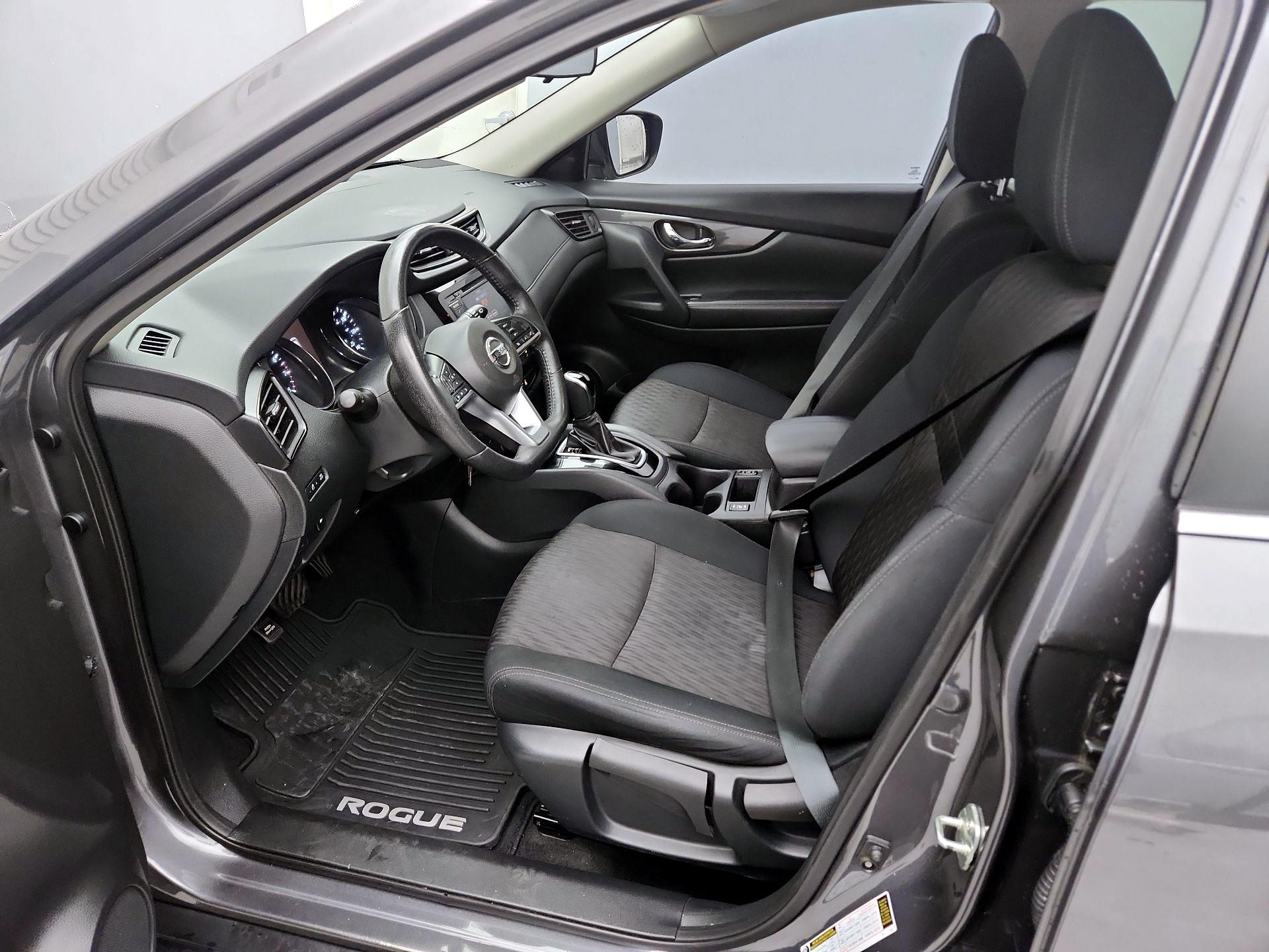 Thumbnail: 2019 Nissan Rogue - 11