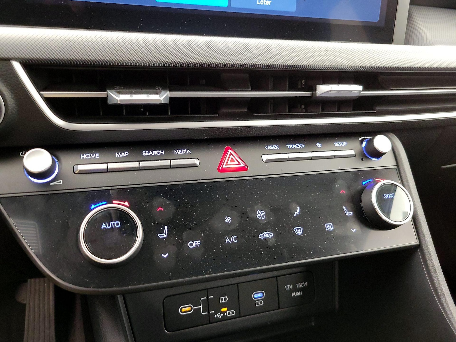 2024 Hyundai Sonata SEL - Photo 18
