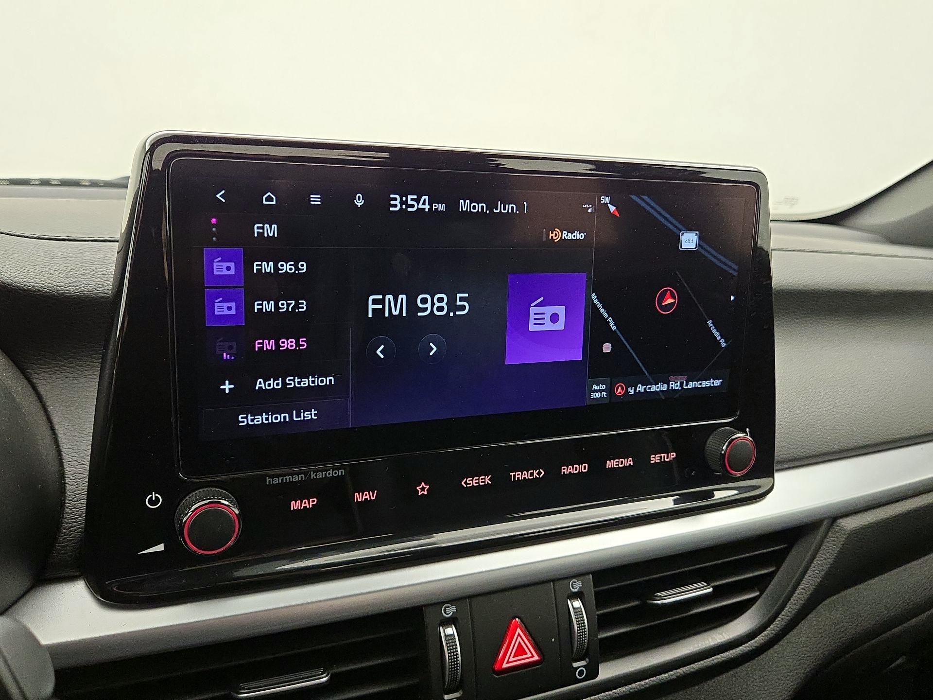 Thumbnail: 2023 Kia Forte - 16