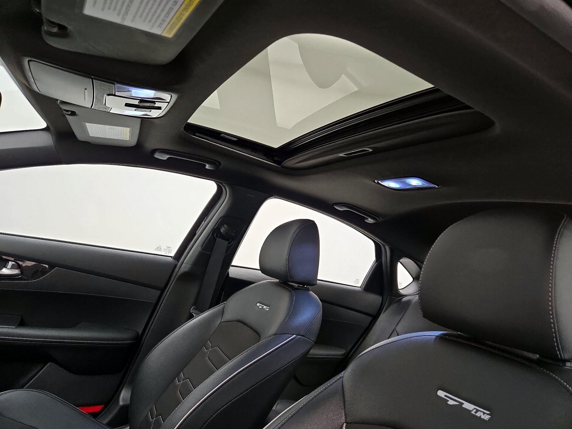 Thumbnail: 2023 Kia Forte - 20