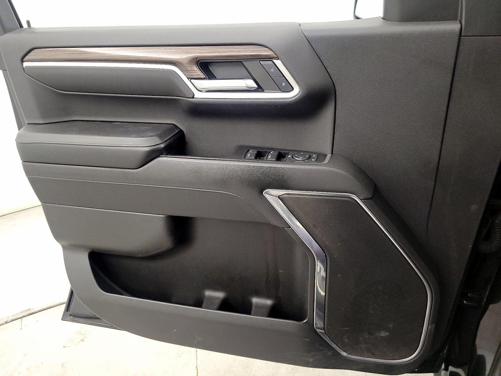 2023 Chevrolet Silverado 1500 LT - Photo 13