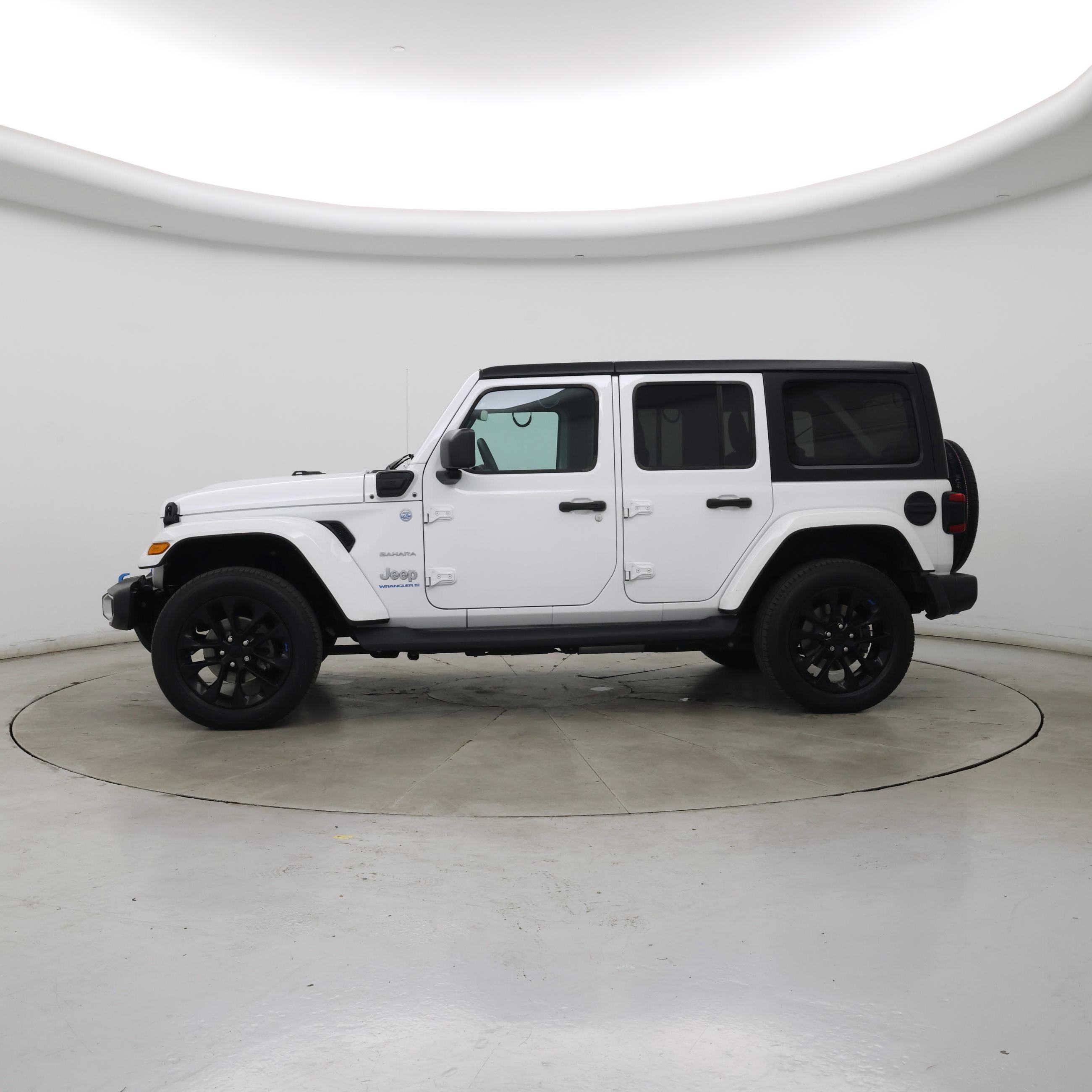 Thumbnail: 2023 Jeep Wrangler - 3