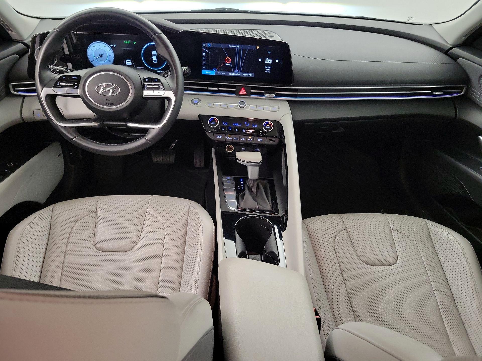 Thumbnail: 2023 Hyundai Elantra - 9