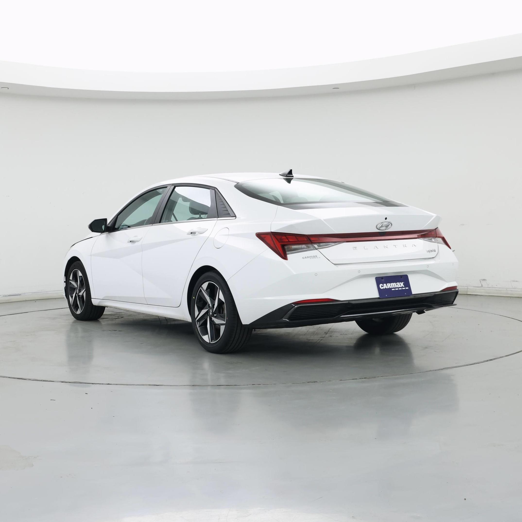 Thumbnail: 2023 Hyundai Elantra - 2