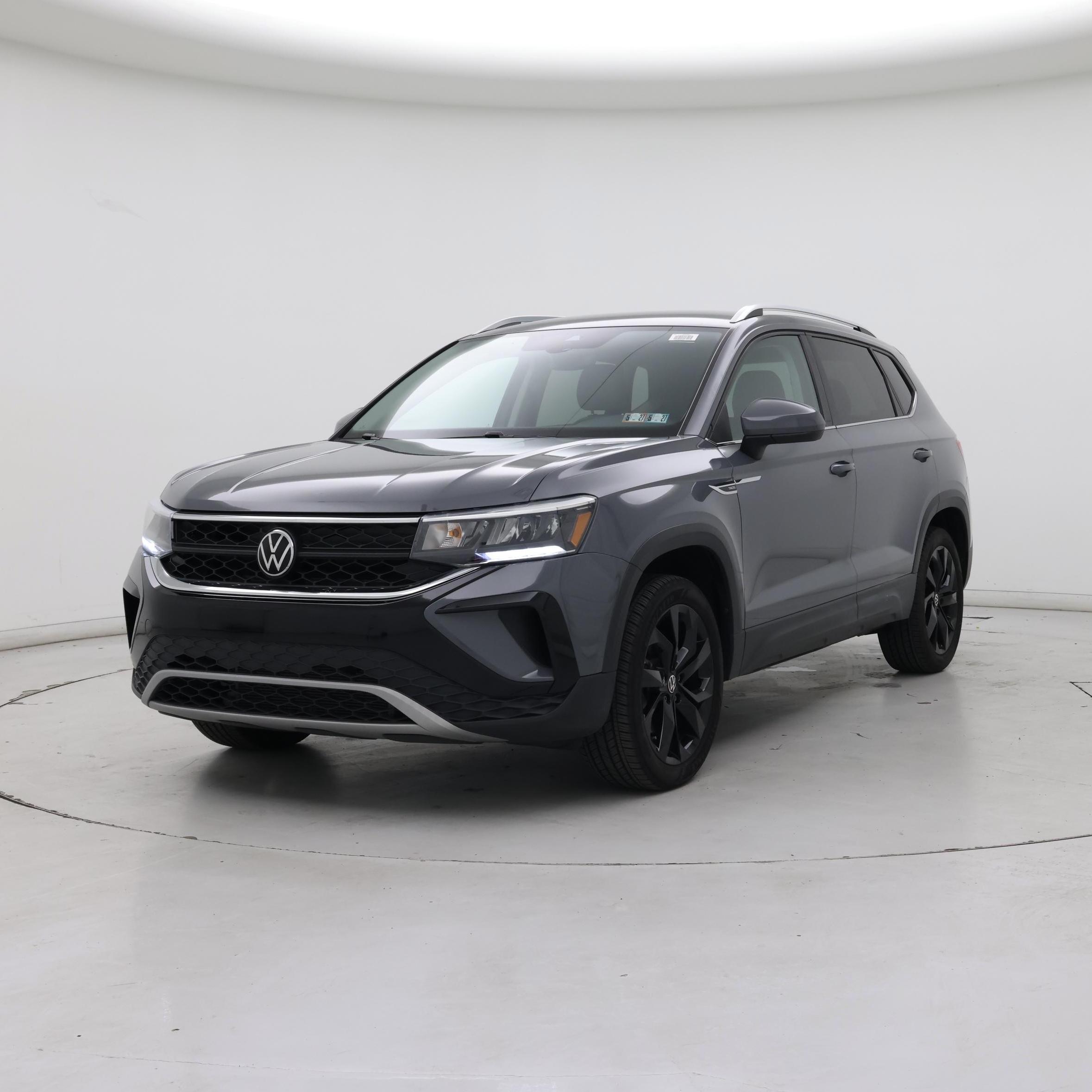 Thumbnail: 2023 Volkswagen Taos - 4