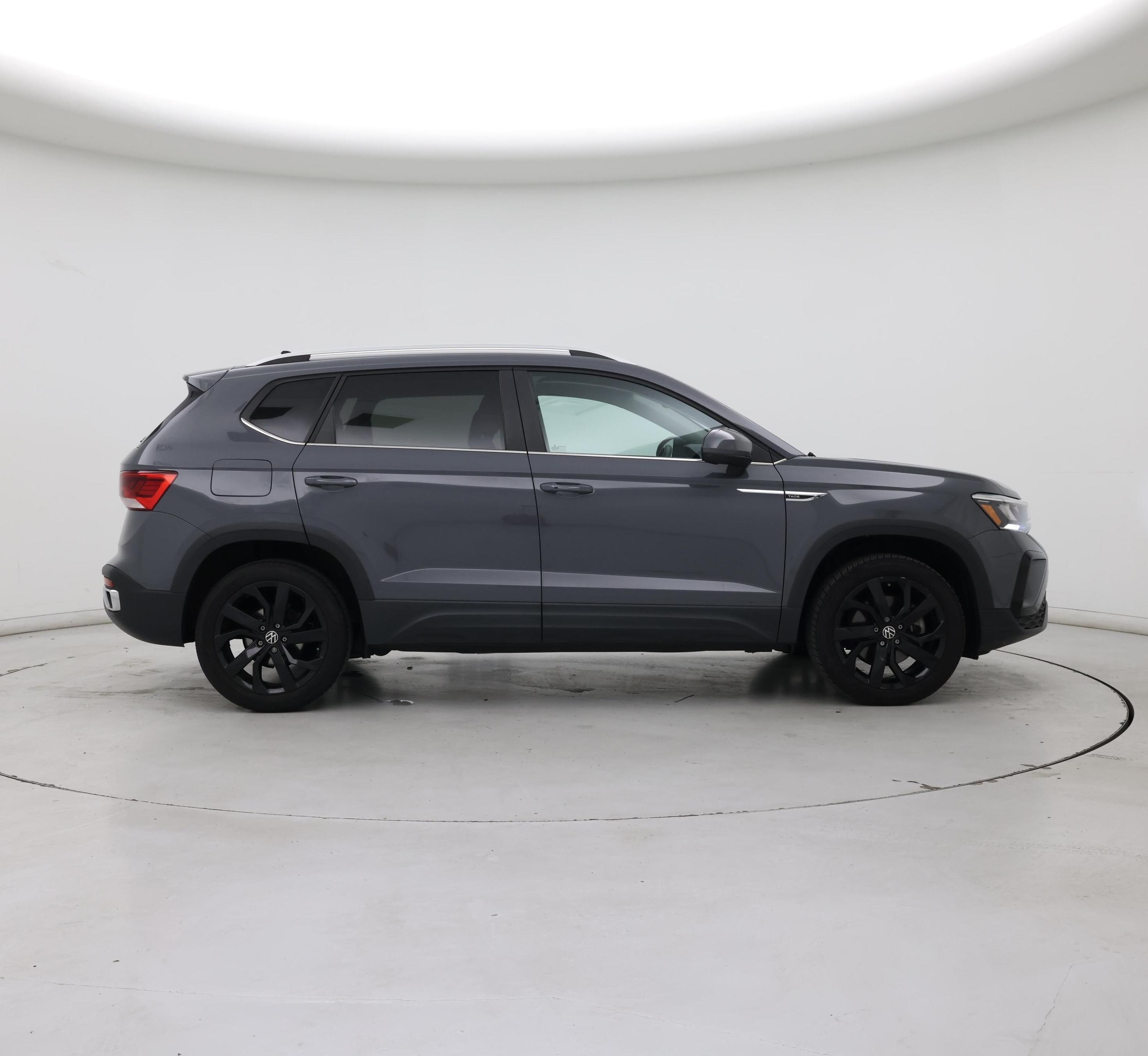 Thumbnail: 2023 Volkswagen Taos - 7