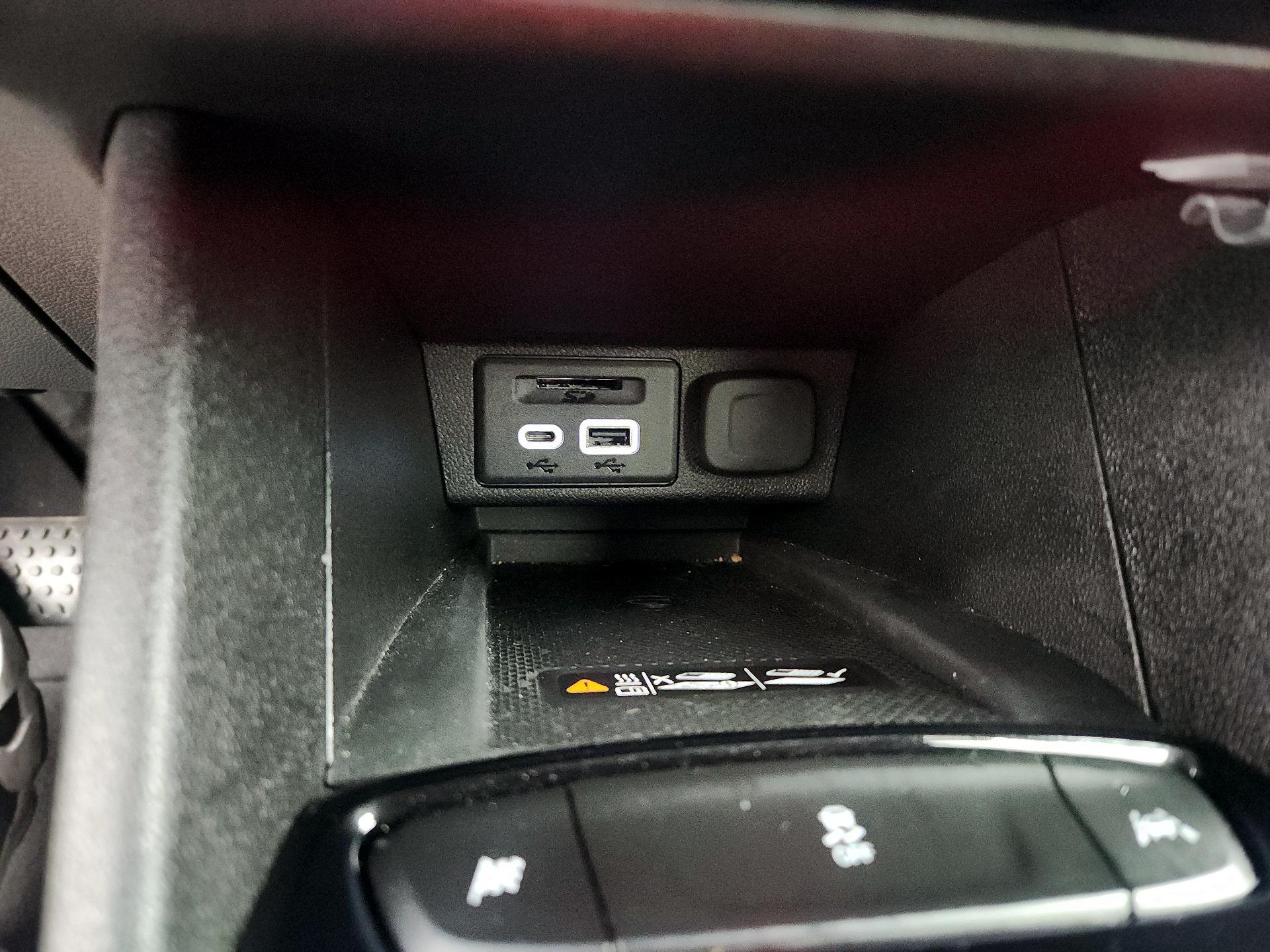 Thumbnail: 2023 Chevrolet Bolt EV - 18