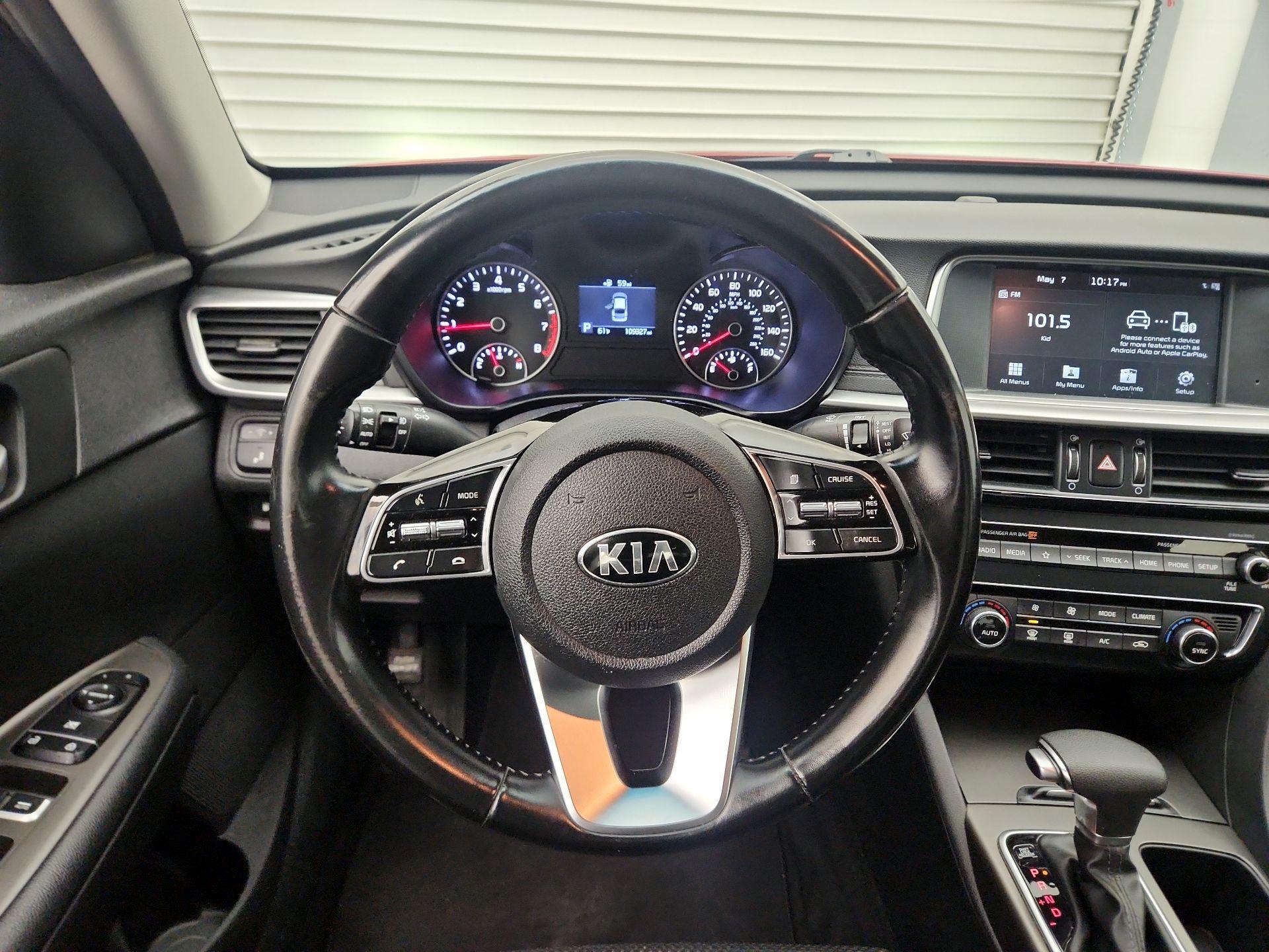 Thumbnail: 2019 Kia Optima - 10