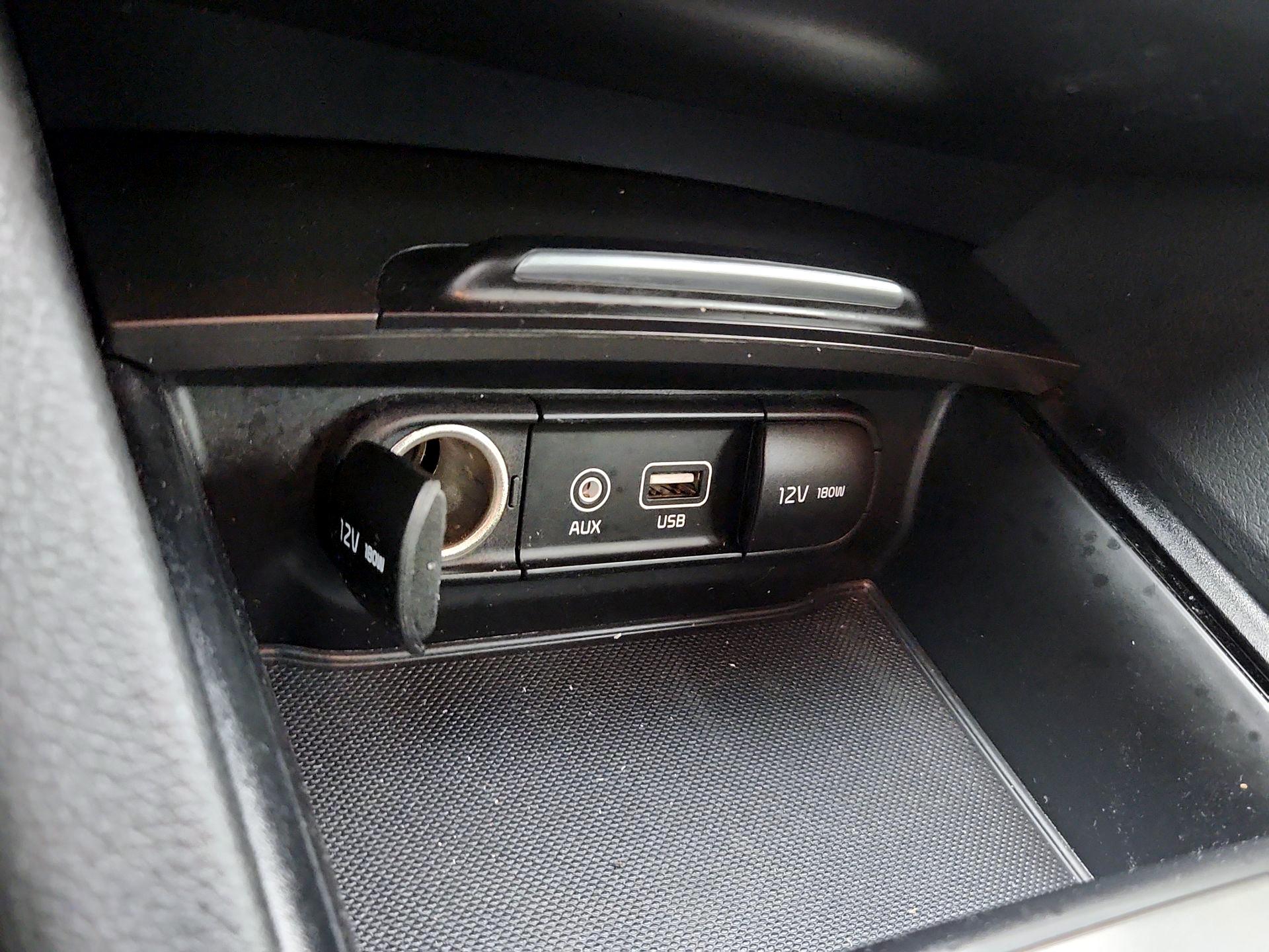 Thumbnail: 2019 Kia Optima - 18