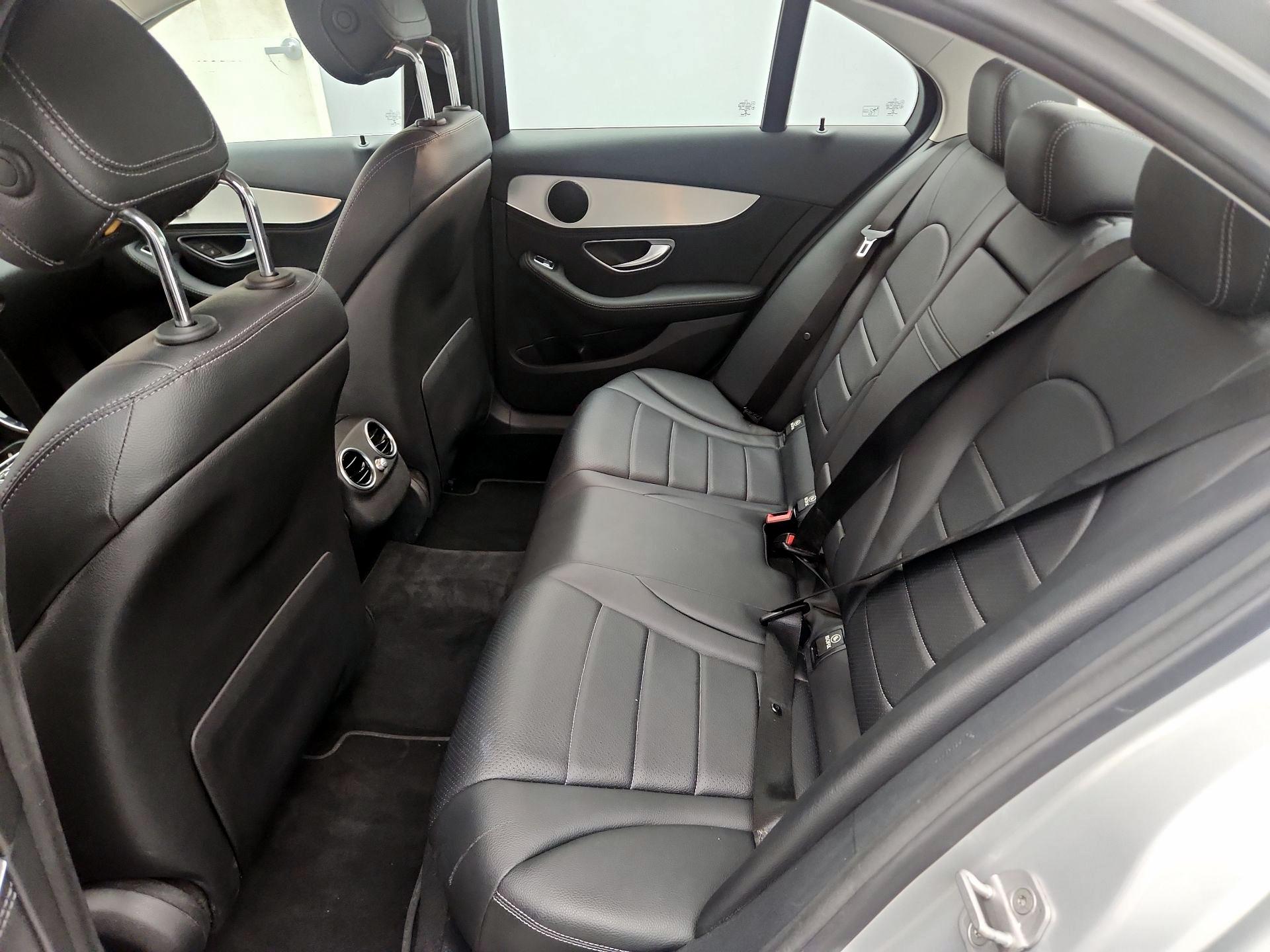 Thumbnail: 2016 Mercedes-Benz C-Class - 19