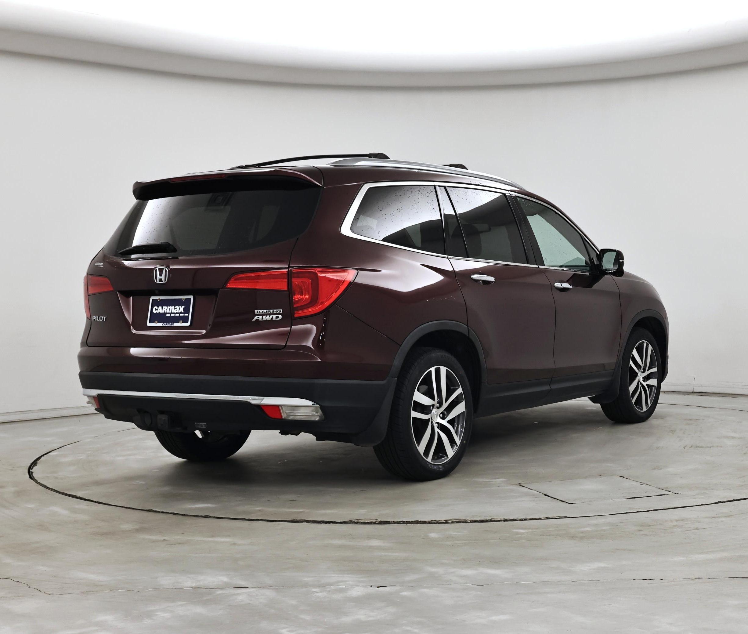 Thumbnail: 2016 Honda Pilot - 8