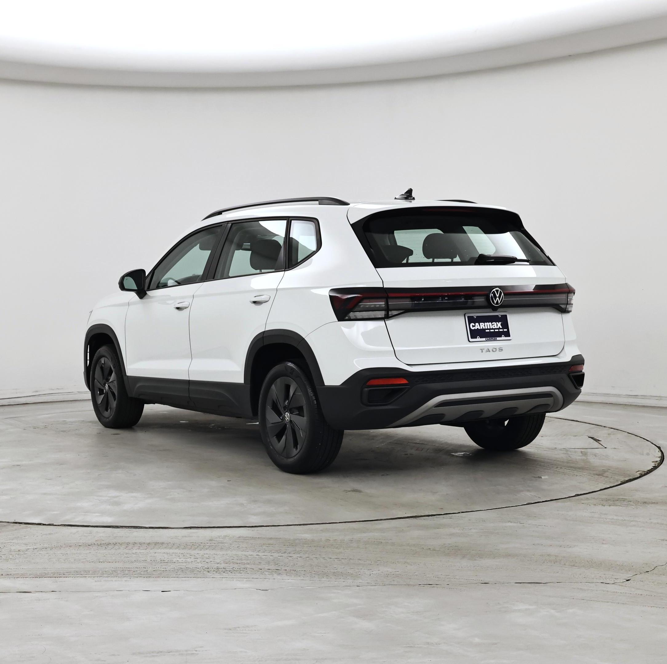 Thumbnail: 2025 Volkswagen Taos - 2