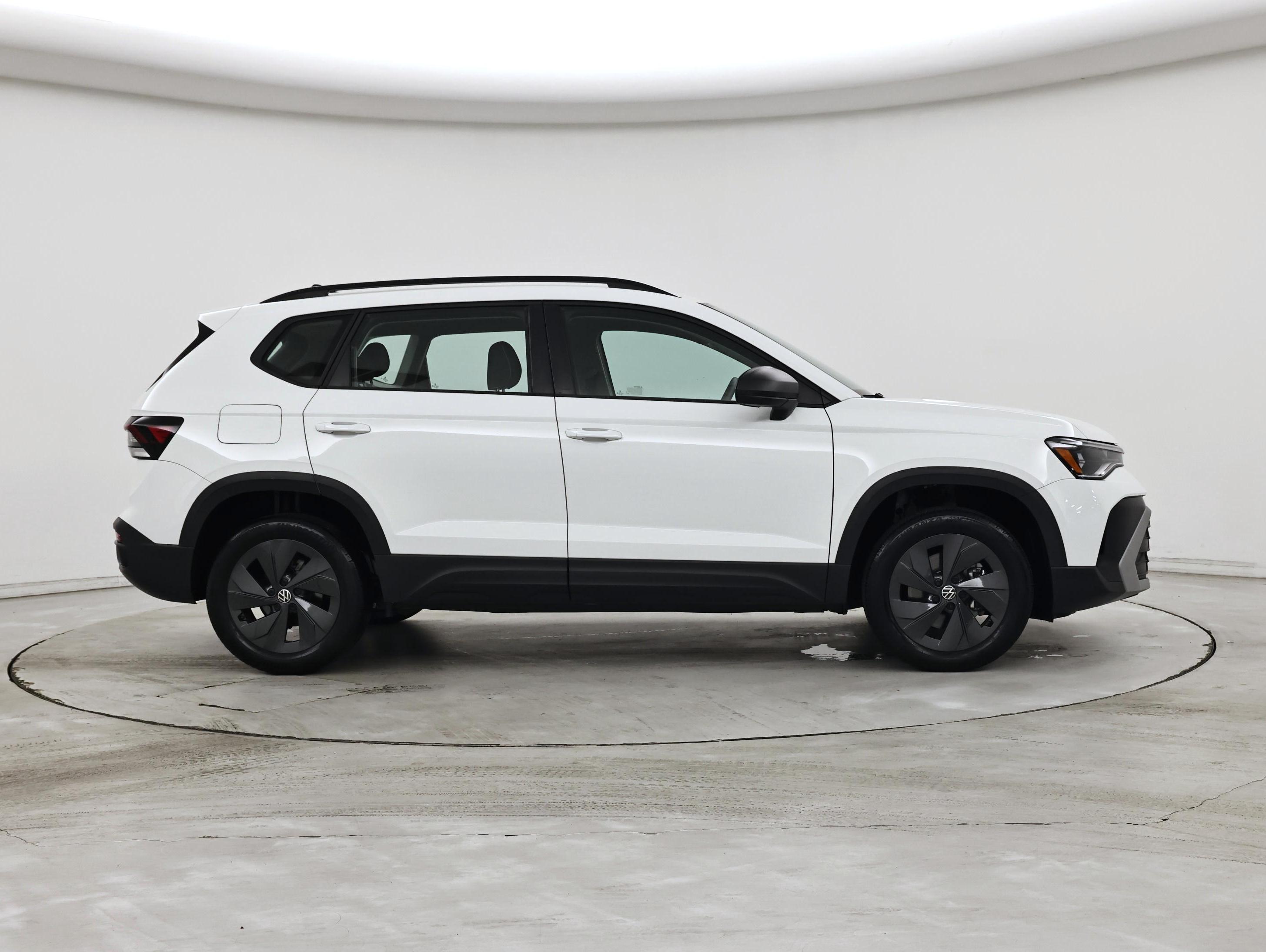 Thumbnail: 2025 Volkswagen Taos - 7