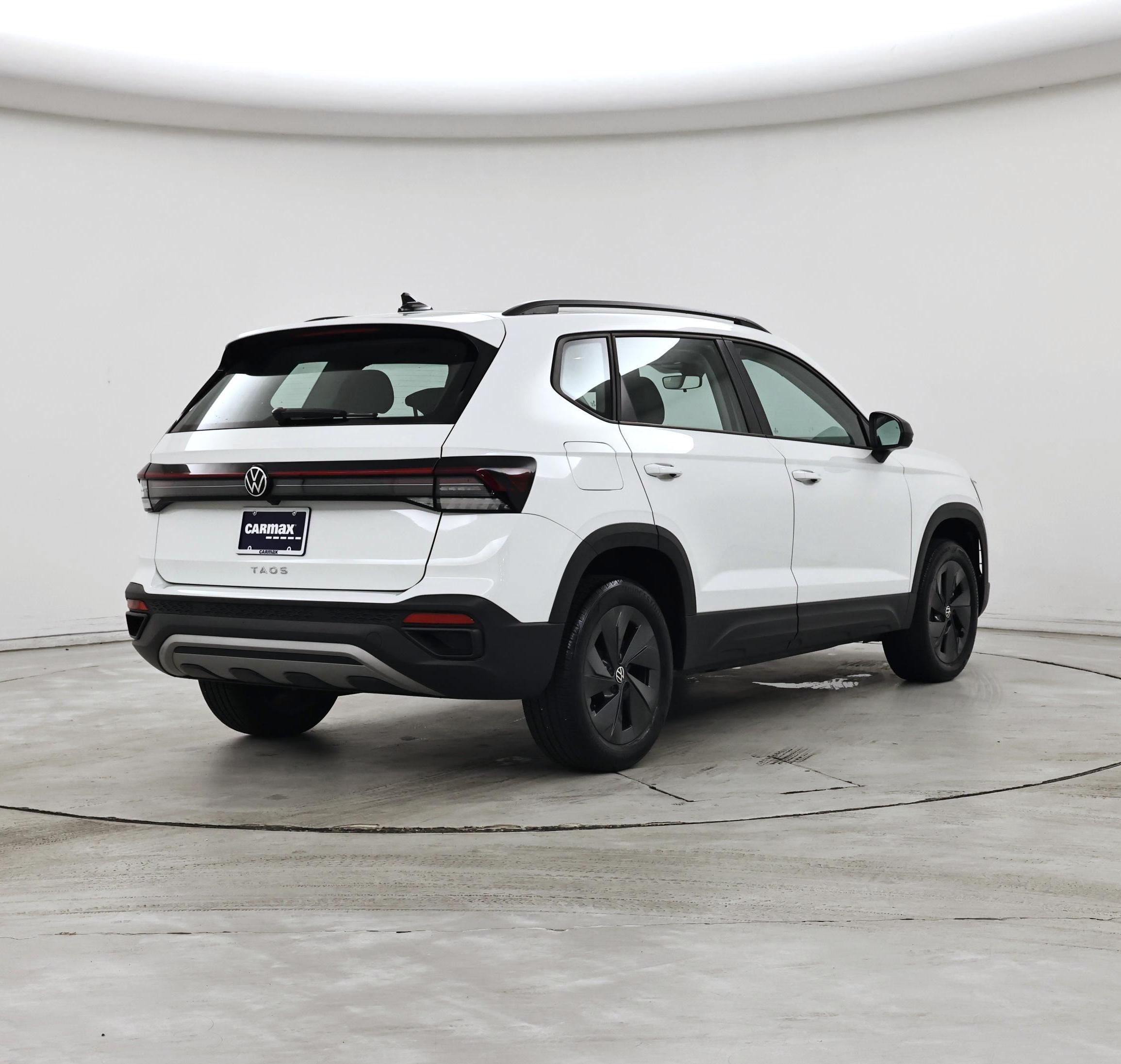 Thumbnail: 2025 Volkswagen Taos - 8