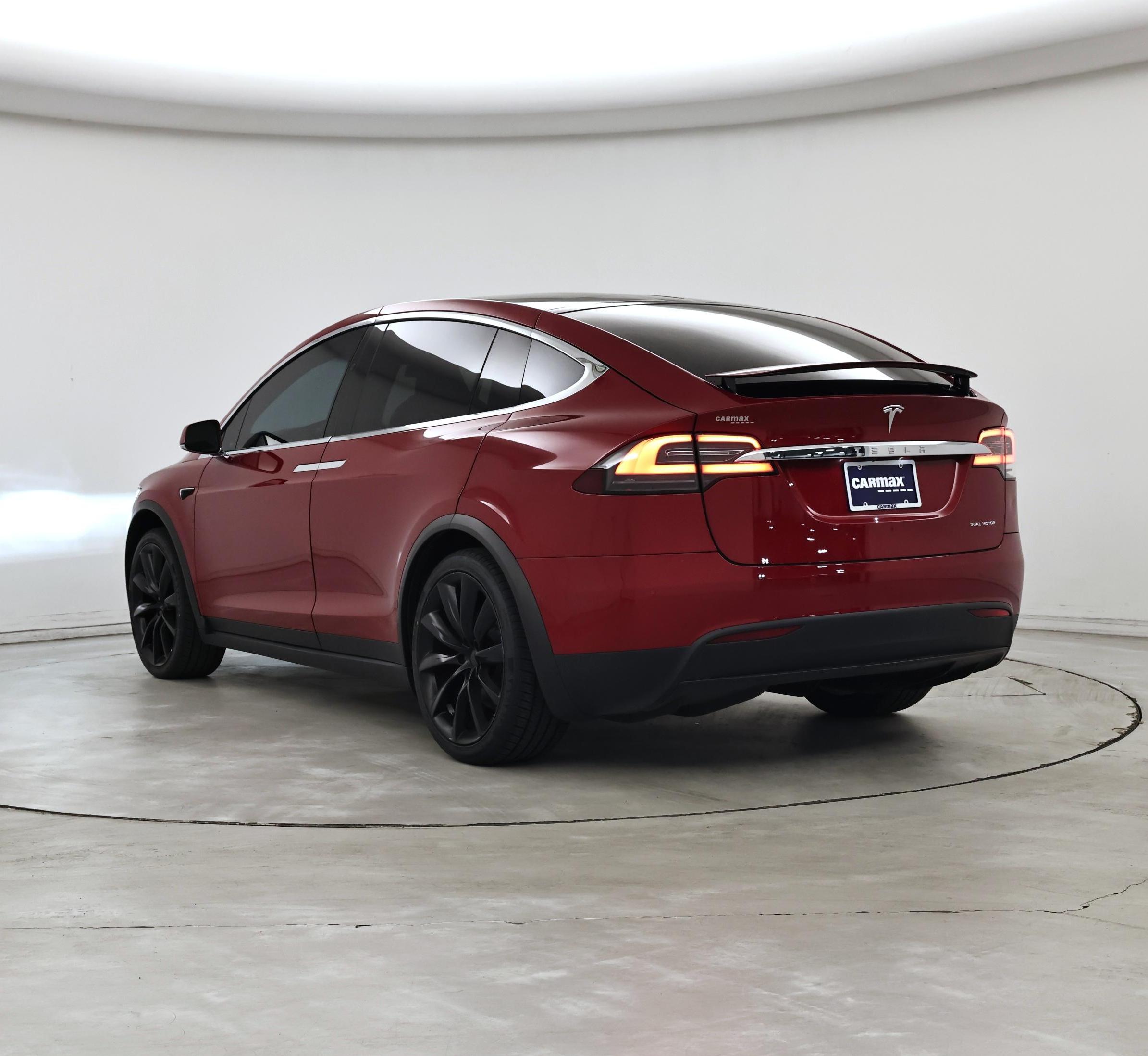 Thumbnail: 2019 Tesla Model X - 2