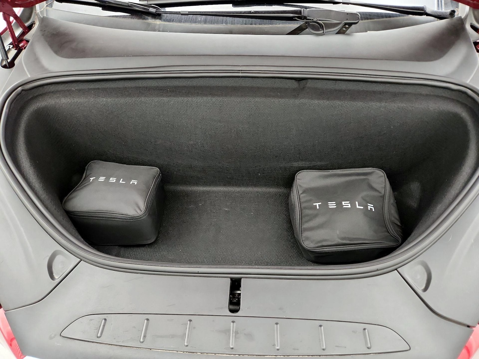 2019 Tesla Model X Long Range - Photo 23