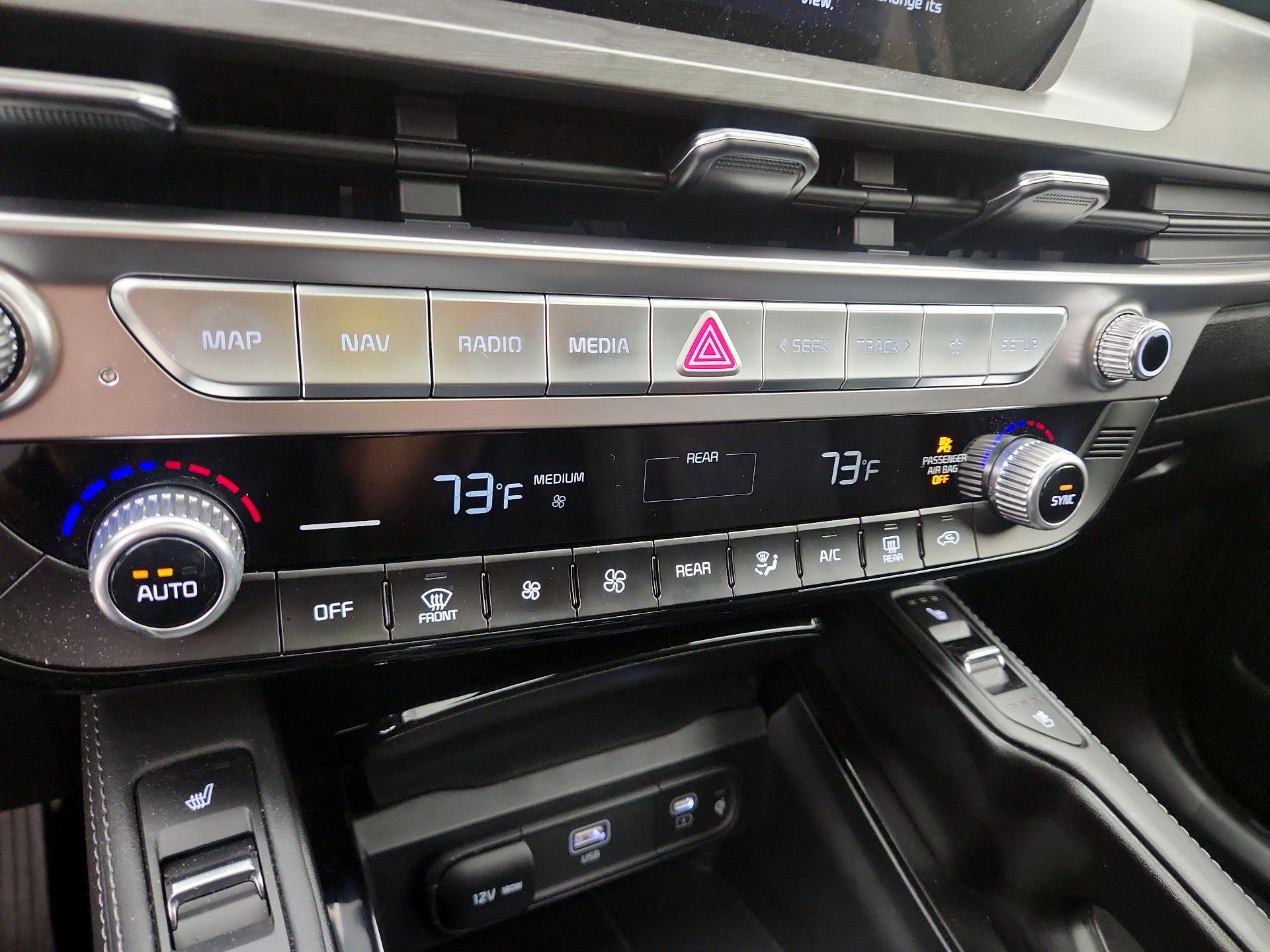 Thumbnail: 2025 Kia Telluride - 17