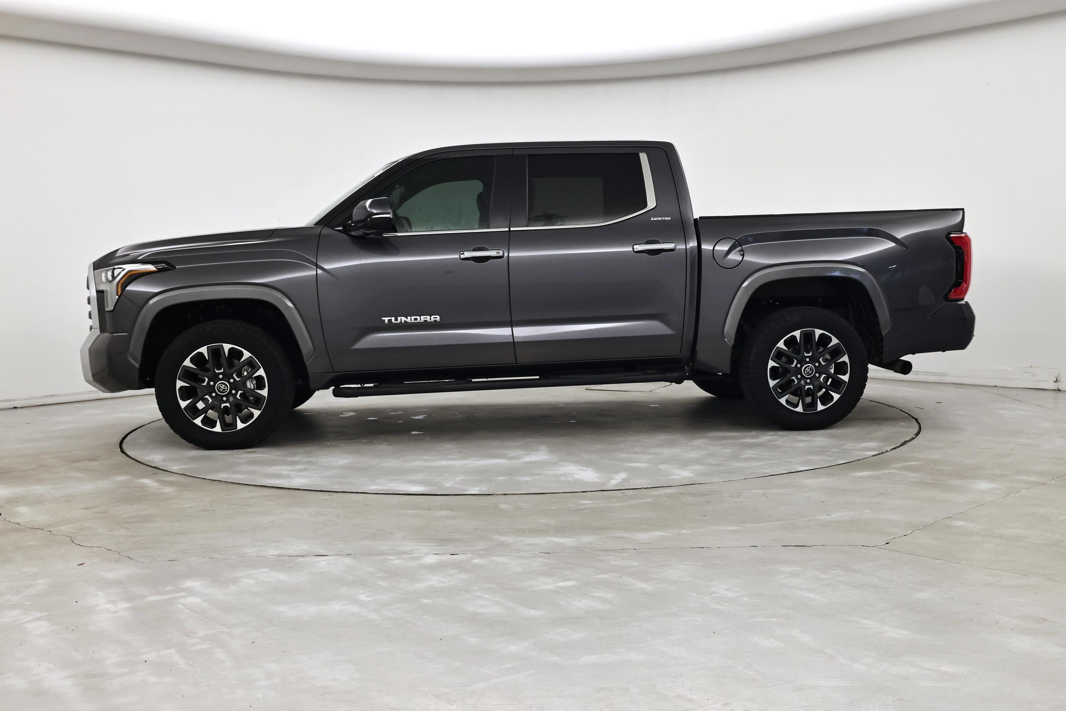Thumbnail: 2024 Toyota Tundra - 3
