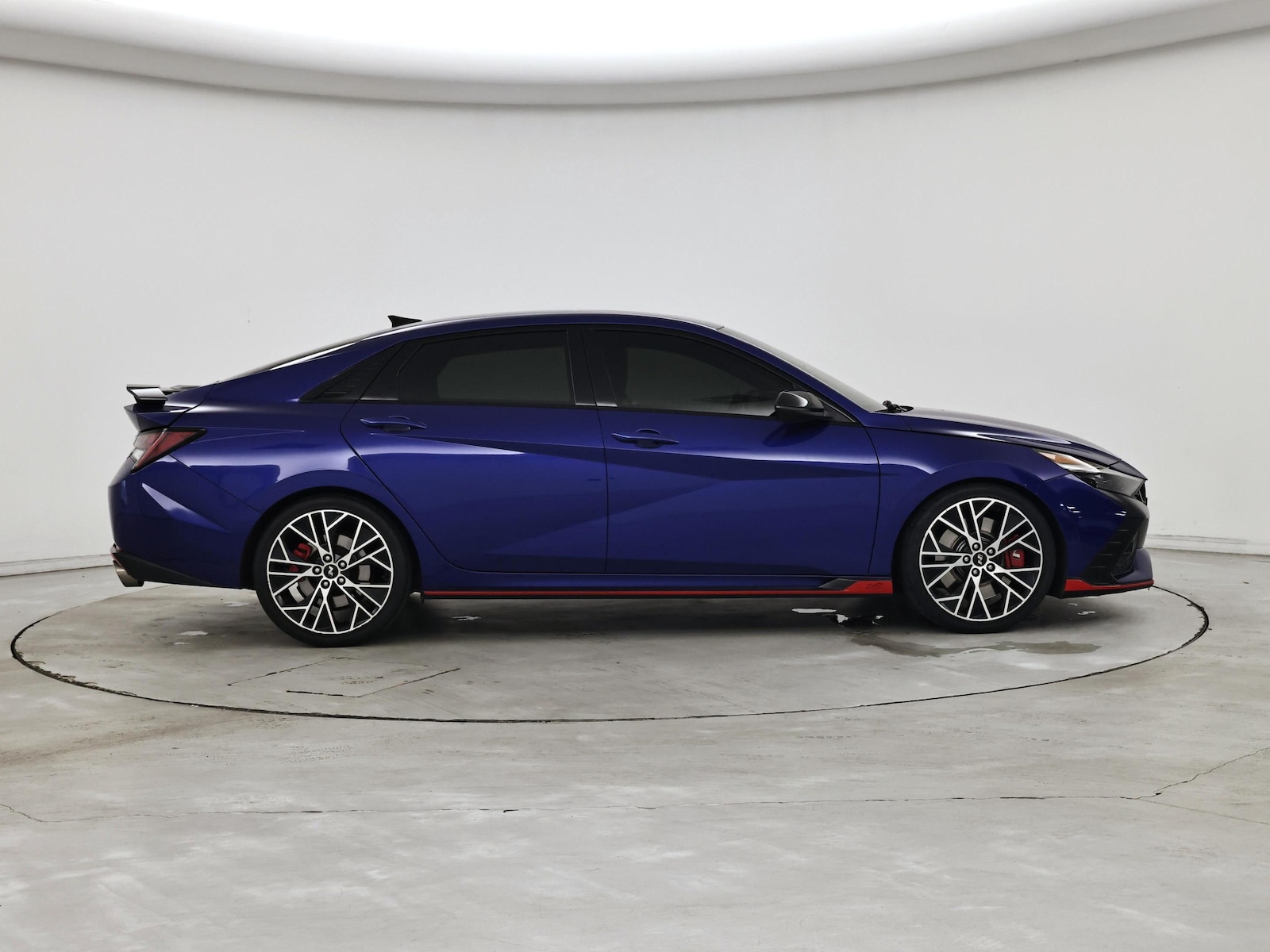 2022 Hyundai Elantra N - Photo 8