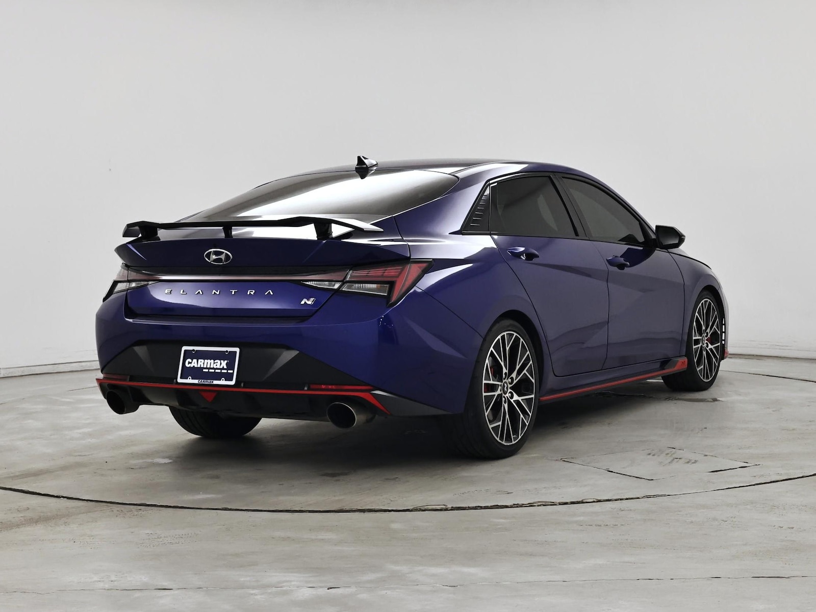 2022 Hyundai Elantra N - Photo 9