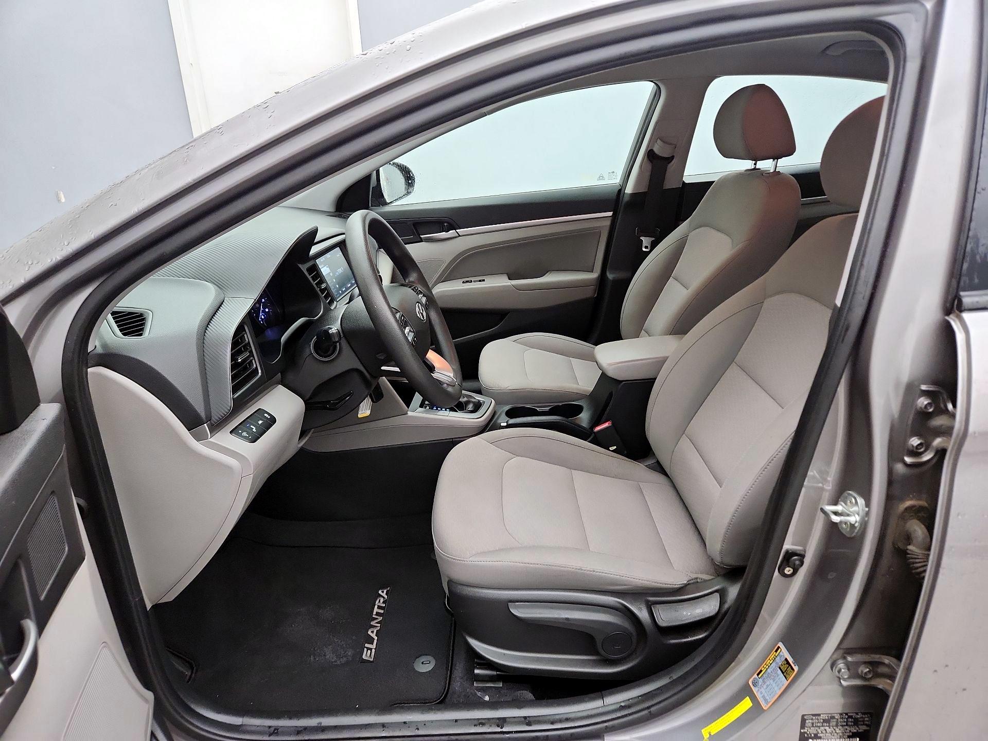 Thumbnail: 2020 Hyundai Elantra - 11