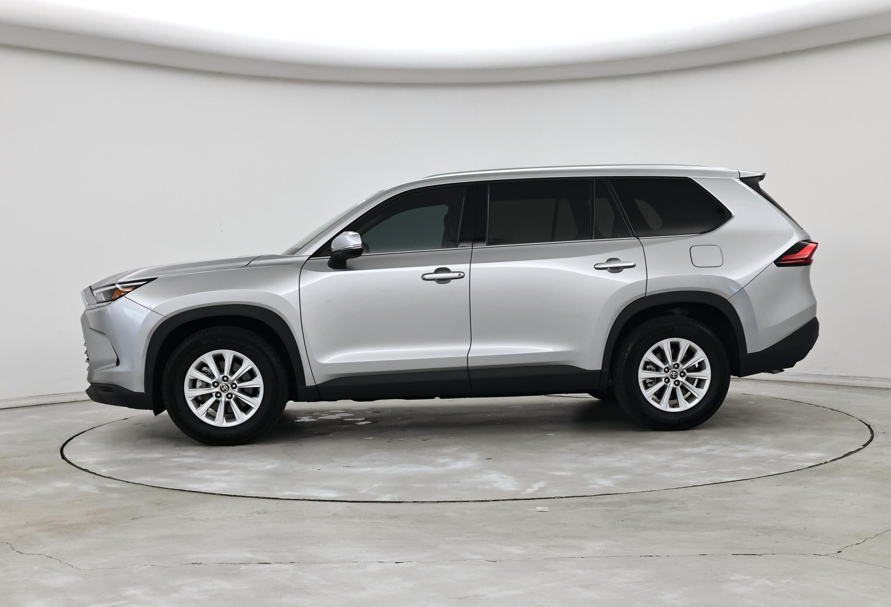 Thumbnail: 2024 Toyota Grand Highlander - 3