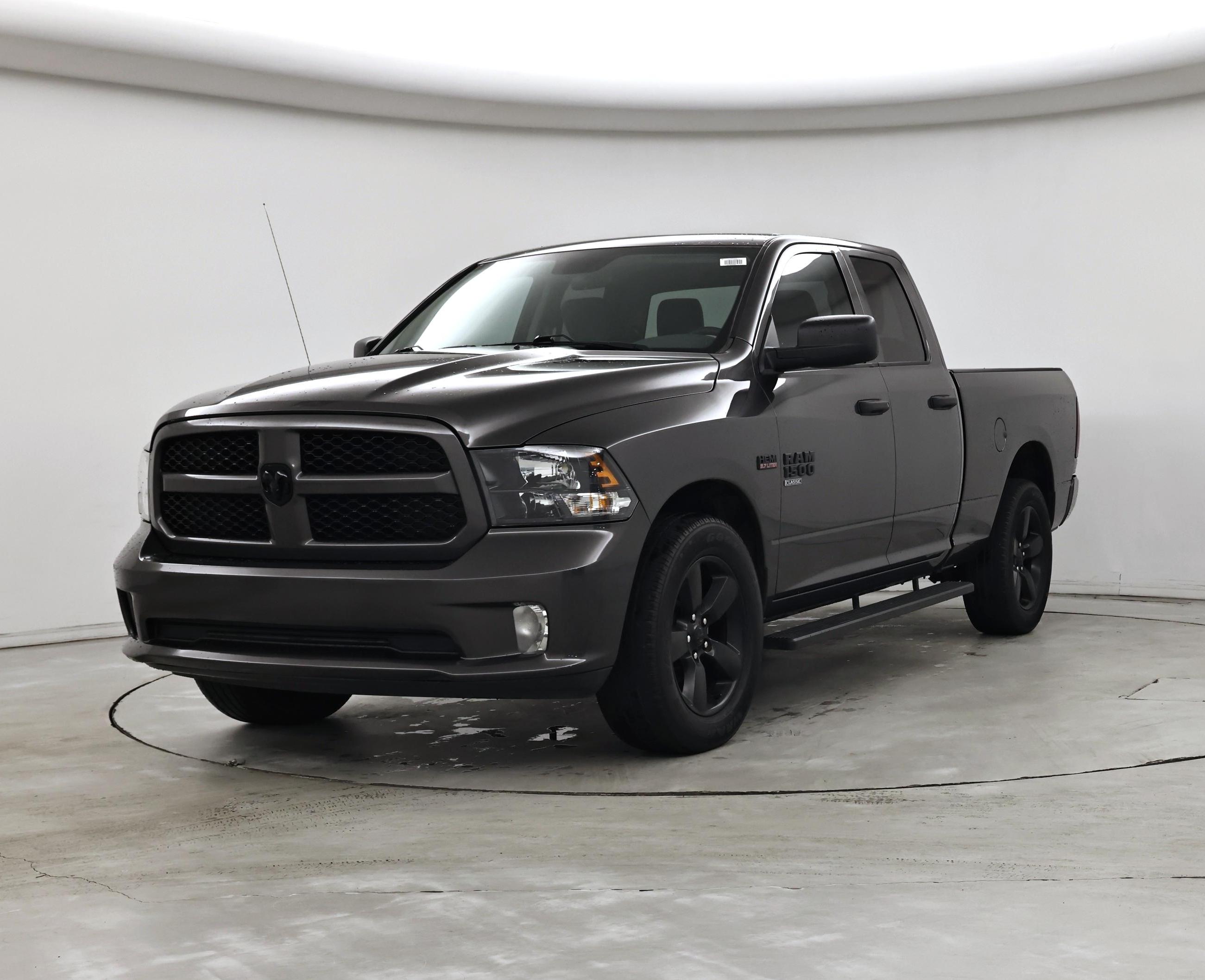 Thumbnail: 2019 RAM 1500 Classic - 4