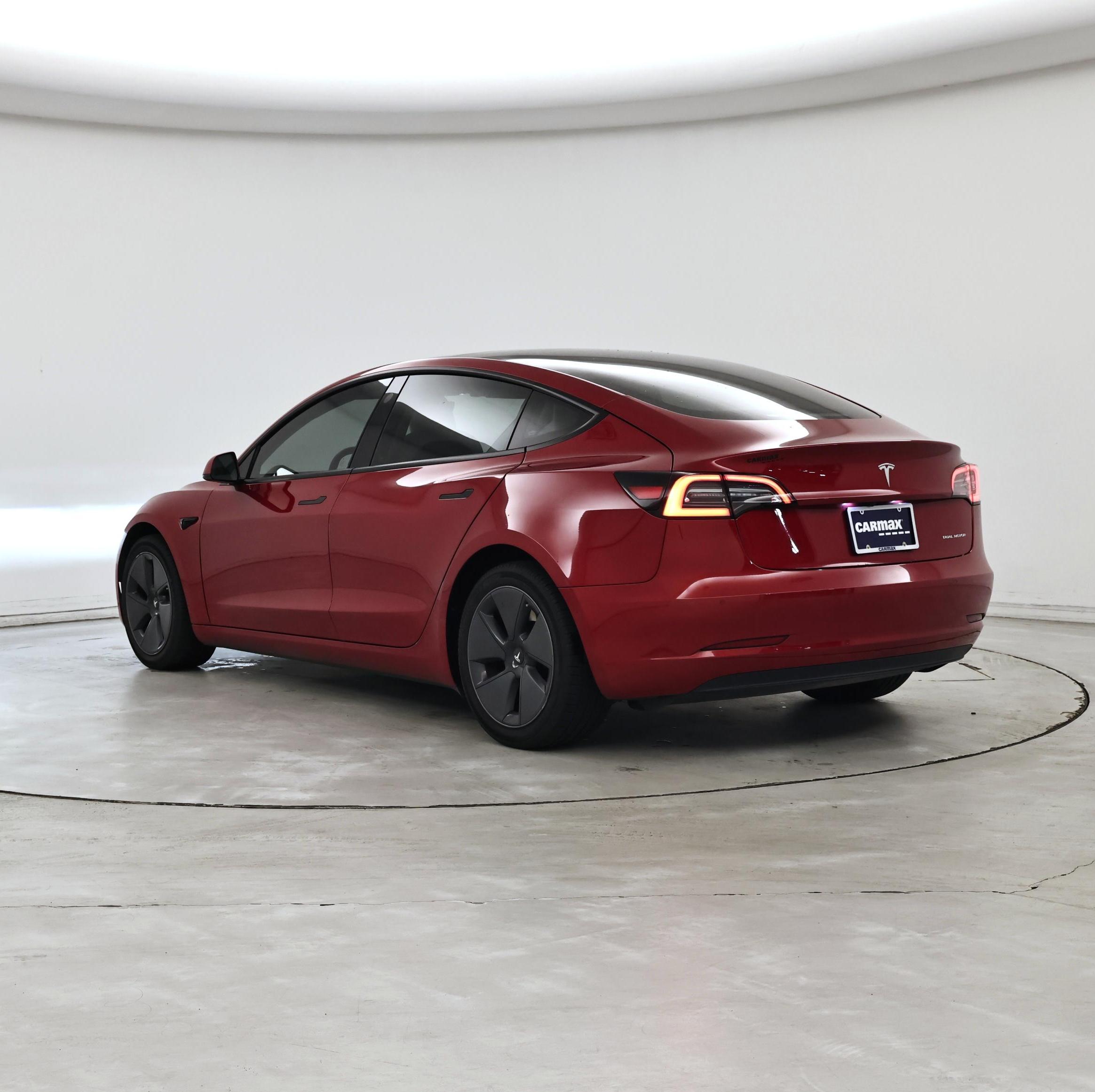Thumbnail: 2022 Tesla Model 3 - 2