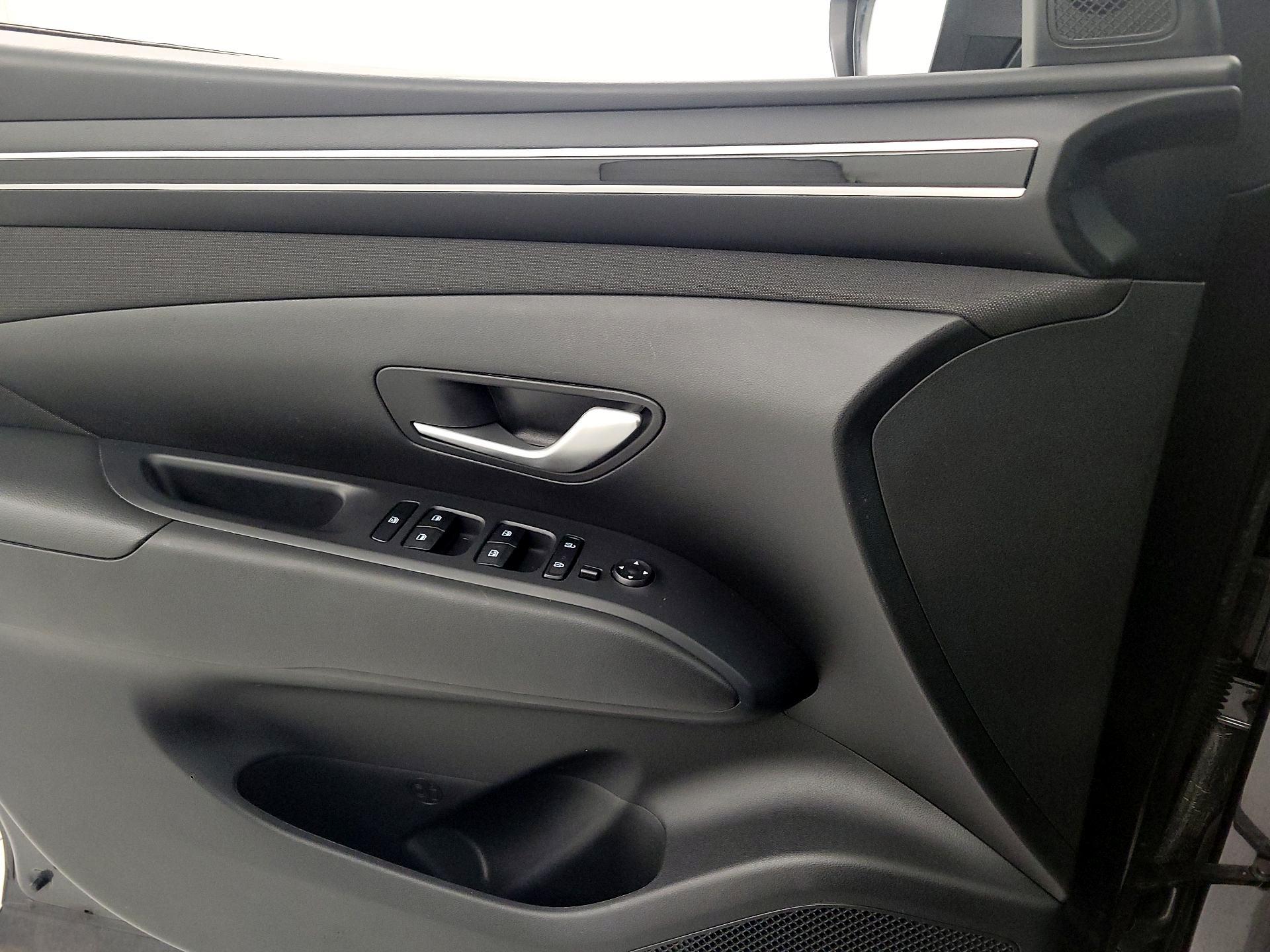 Thumbnail: 2023 Hyundai Tucson - 12